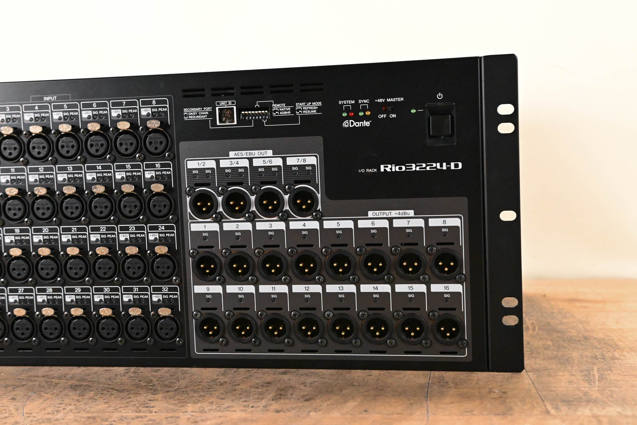 Yamaha Rio3224-D Rio Series 32x16 Remote Stage Box