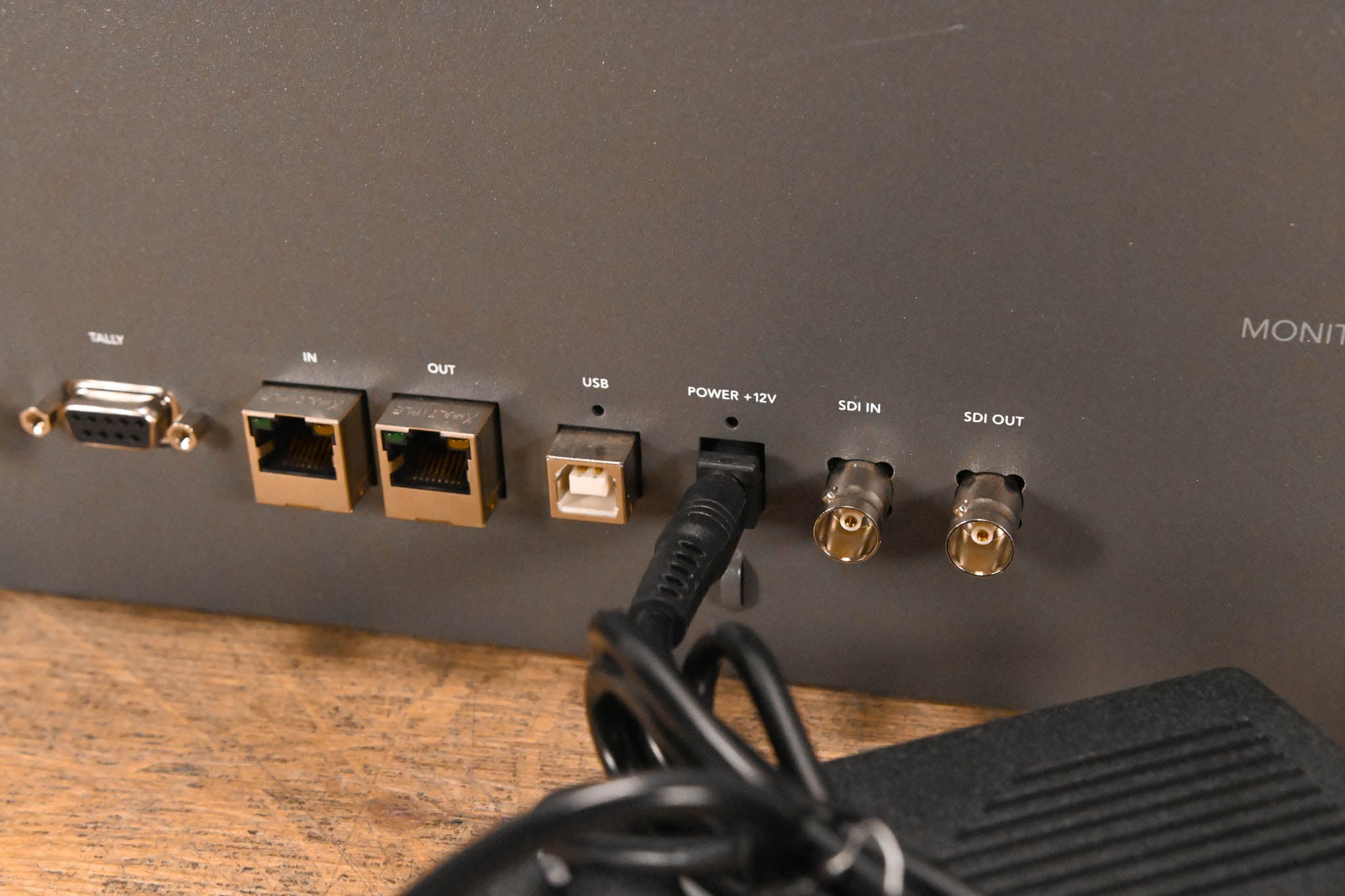 Blackmagic Design Smartview Duo 2 Dual 8" LCD Monitors