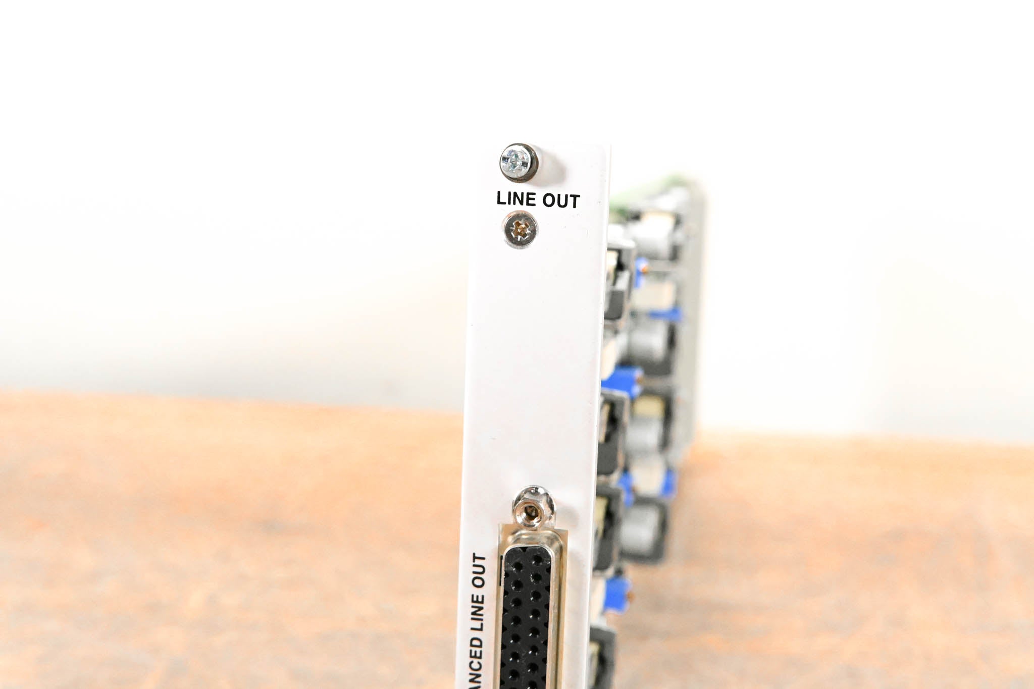 Studer 8-Channel Analog Line Out Card for D21m & D23m Modular I/O System