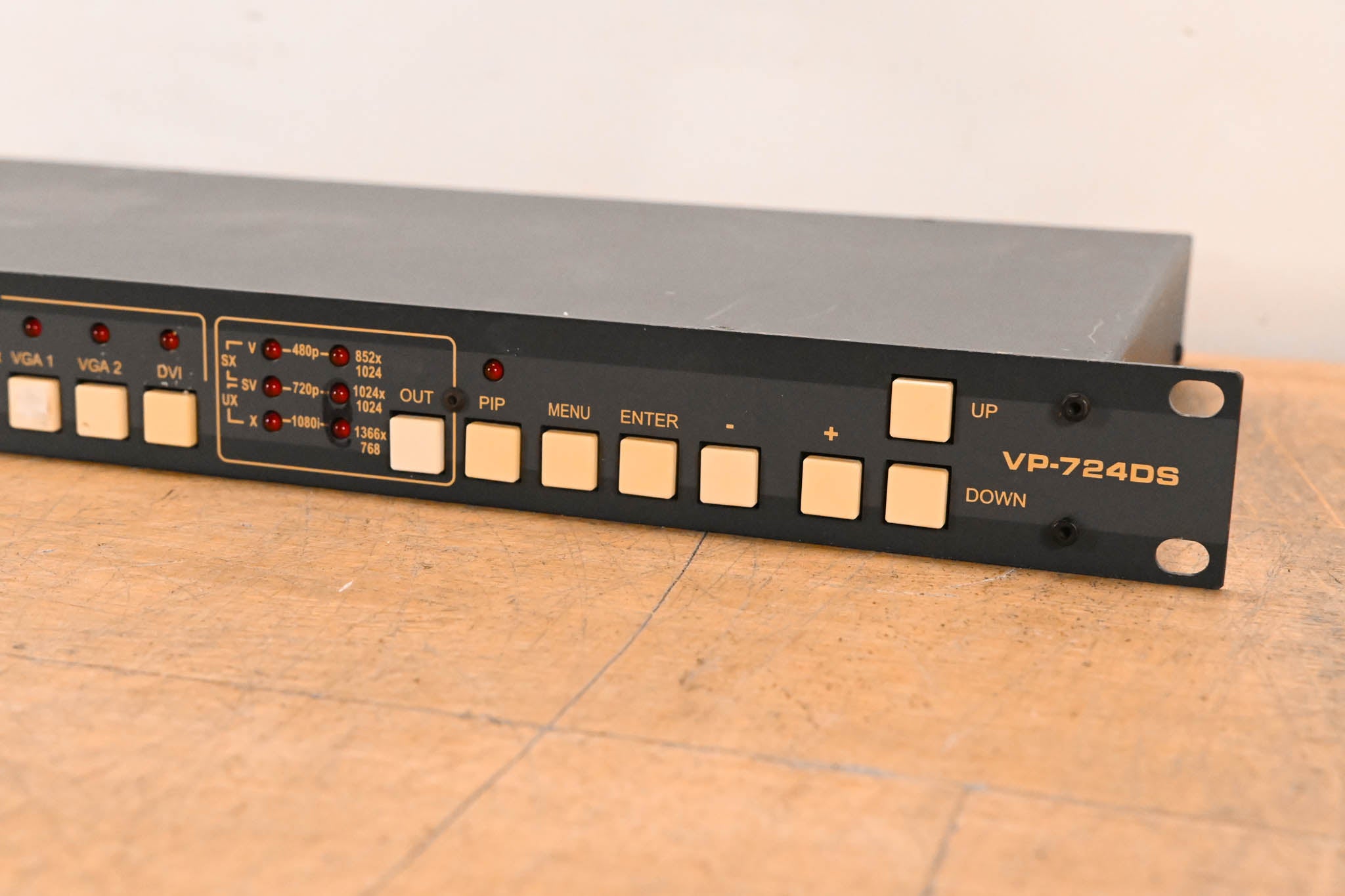 Kramer VP-724DS 8-Input Seamless Switcher / Scaler