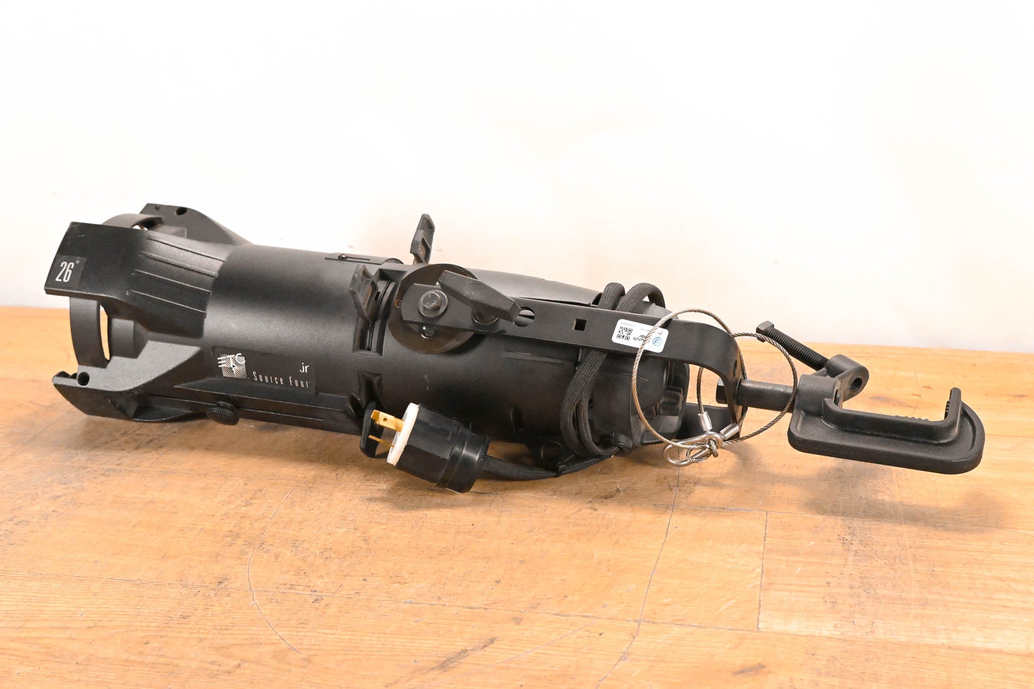 ETC Source Four Jr 26 Degree 575 Ellipsoidal Light