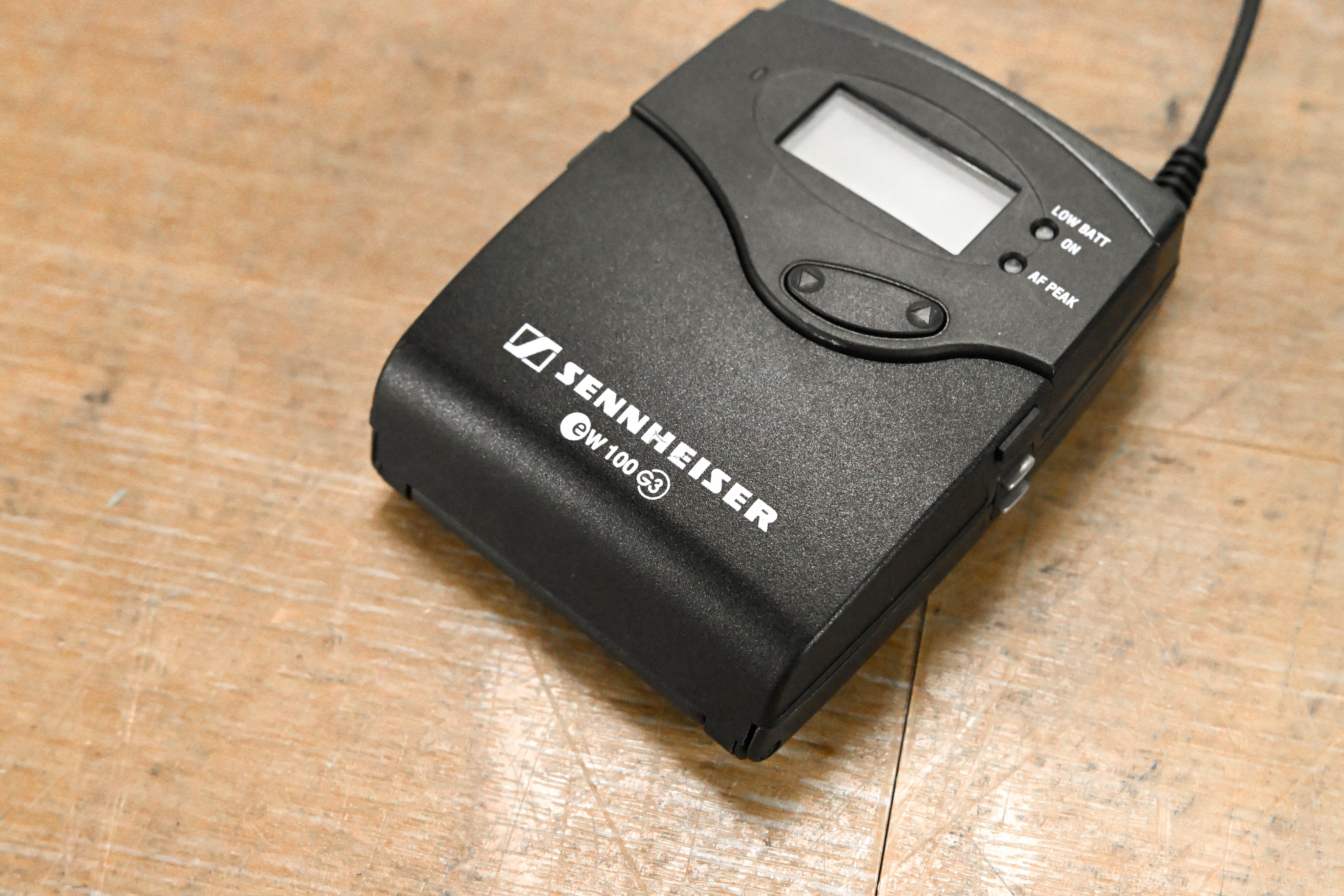 Sennheiser SK 100 G3 Wireless Bodypack Transmitter A Range: 516-558 MHz
