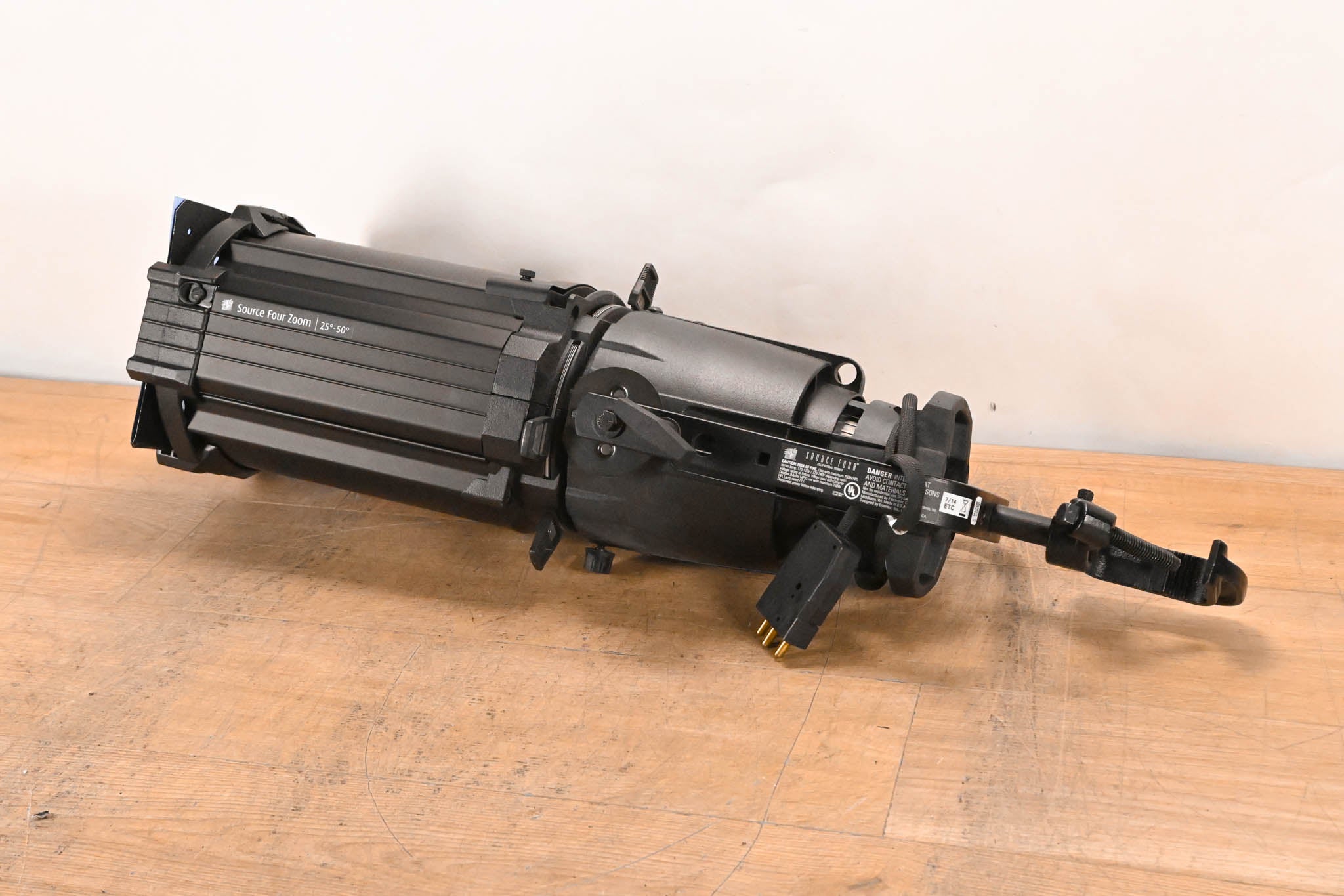 ETC Source Four Zoom 25-50 Degree 750 Ellipsoidal Light