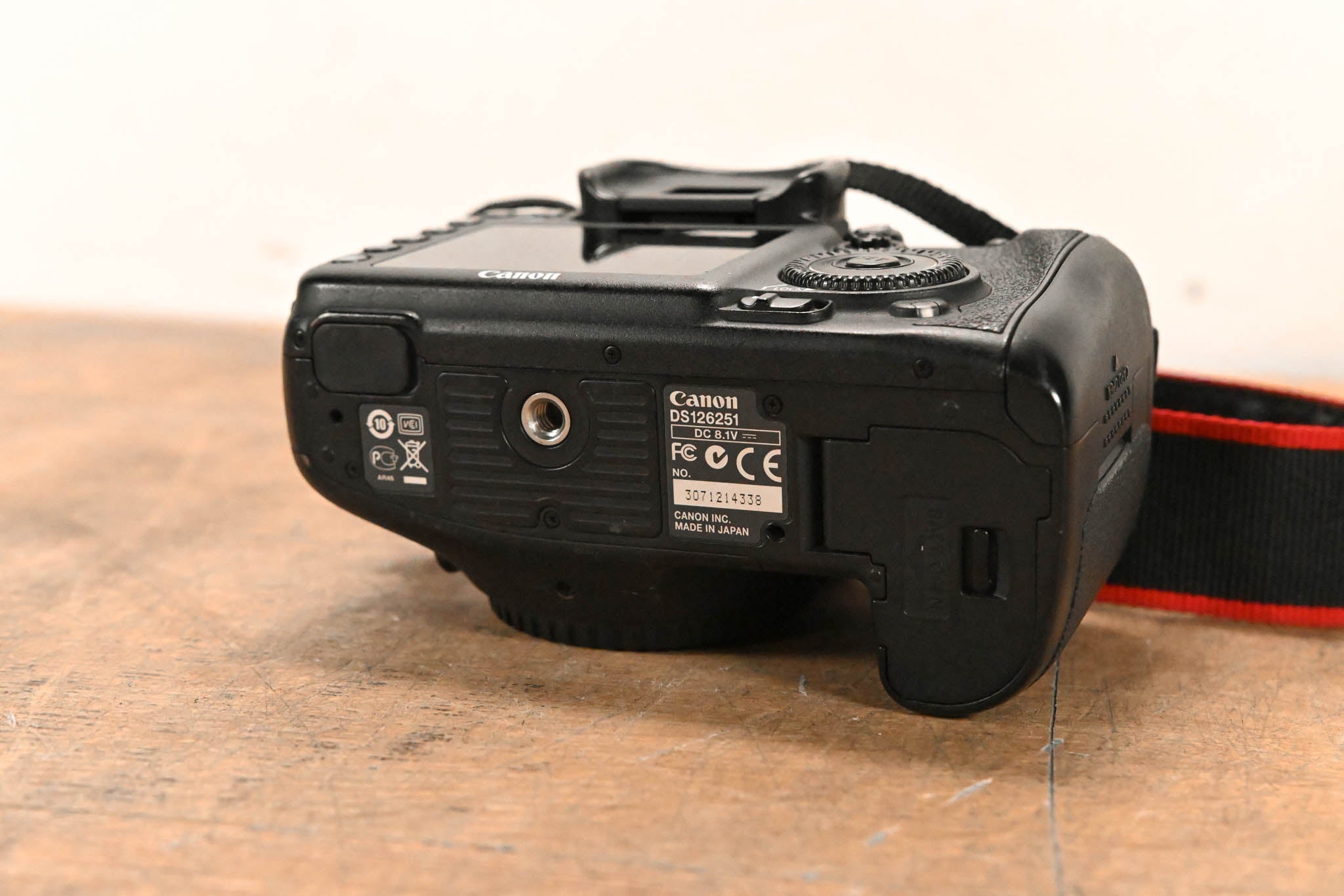 Canon EOS 7D DSLR Camera Body