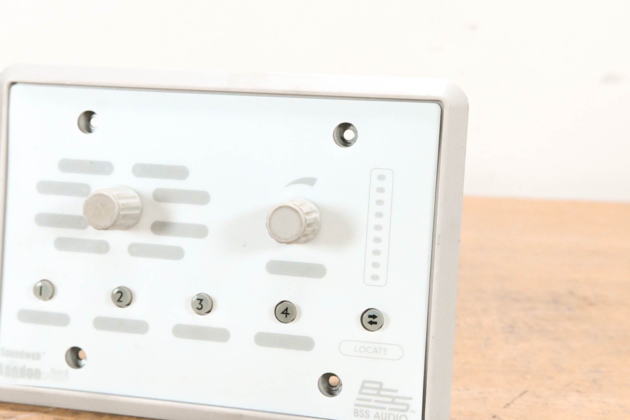 BSS BLU-8 Programmable Zone Controller (NO POWER SUPPLY)