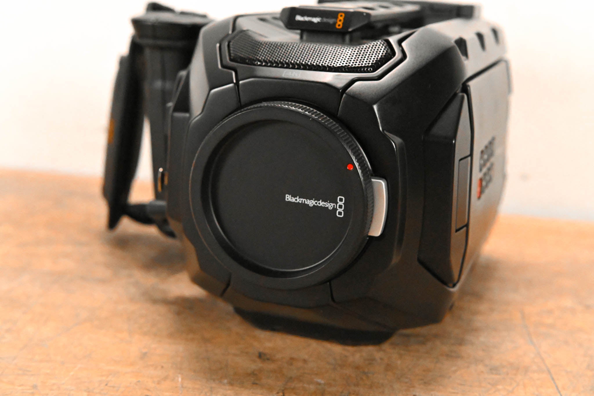 Blackmagic Design Ursa Mini 4K Digital Cinema Camera (PL Mount)
