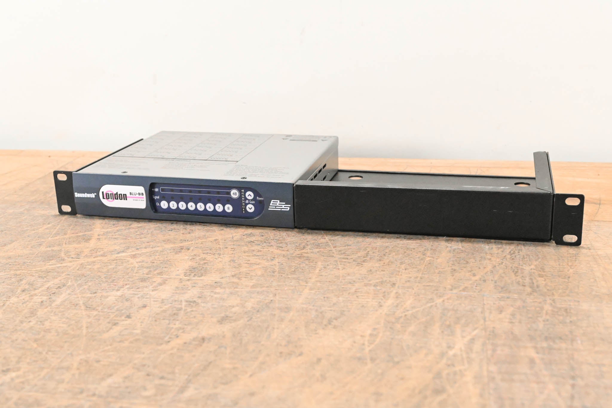 BSS BLU-BIB Break-In Box 8-Channel Input Expander (NO POWER SUPPLY)