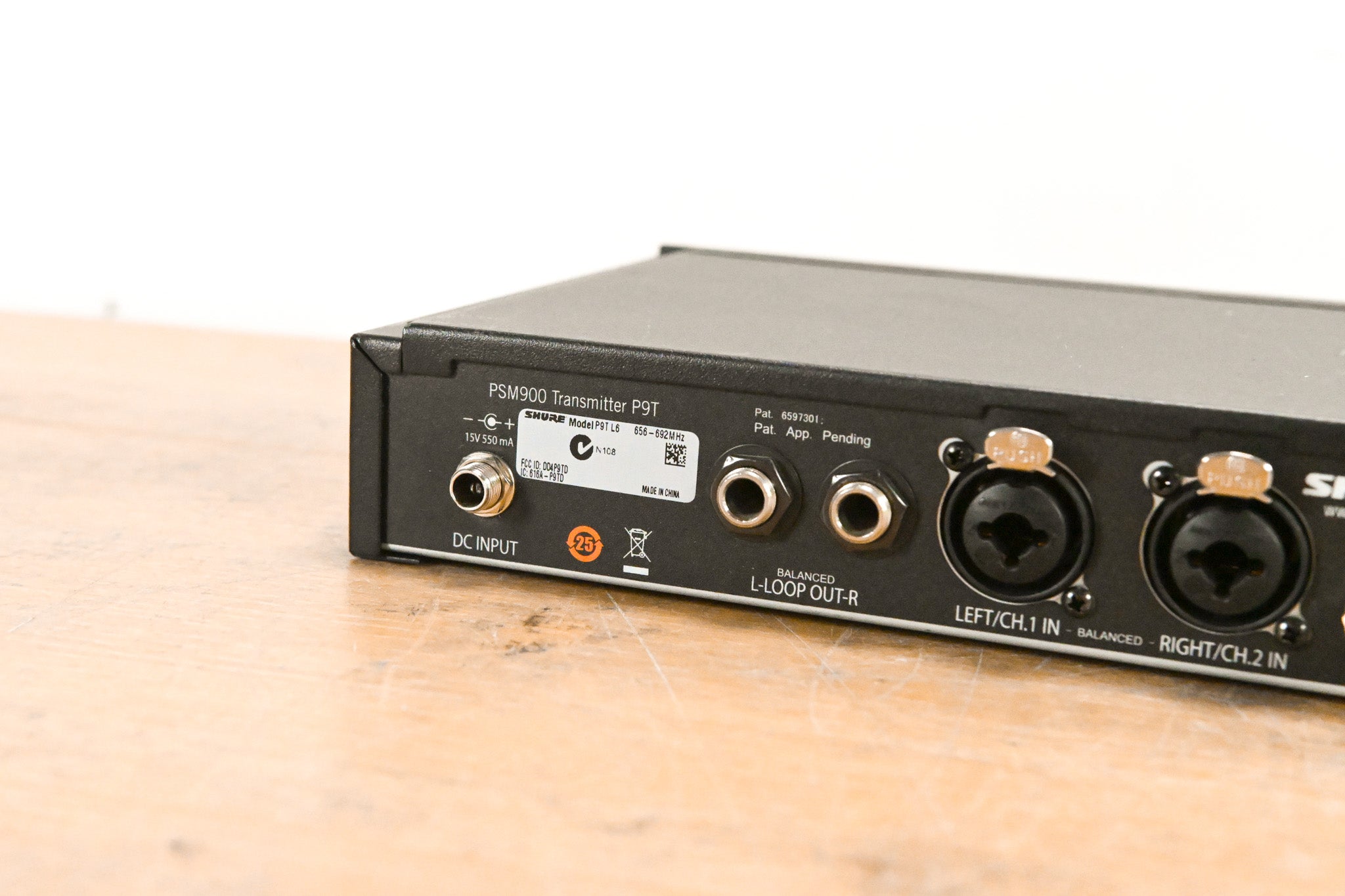 Shure PSM 900 Wireless IEM System L6 Band: 656-692 MHz (NO POWER SUPPLY)