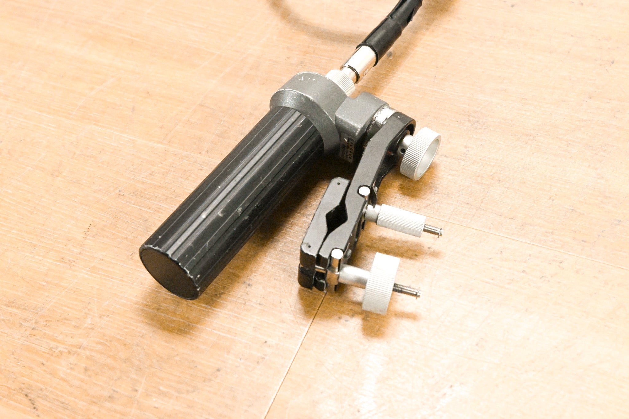 Canon FFC-200 Focus Manual Controller with CR-10 Clamper