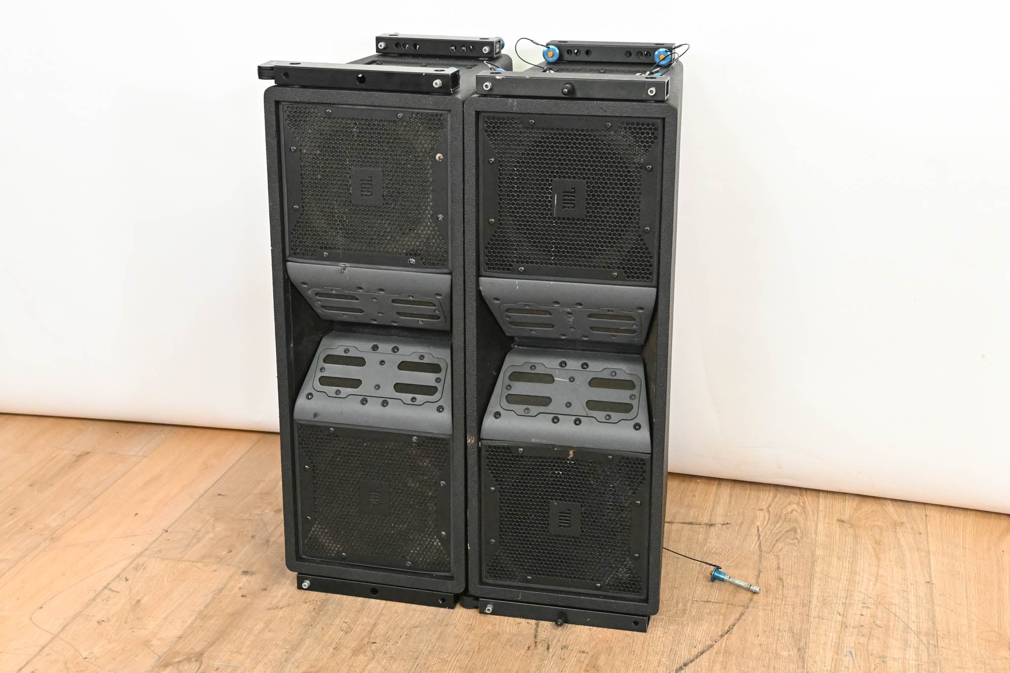 JBL VT4887 Compact Bi-Amplified 3-Way Line Array Element (PAIR)