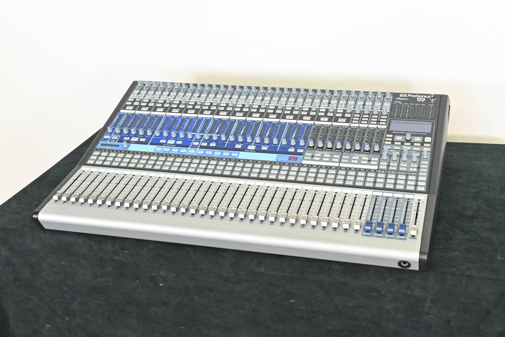 PreSonus StudioLive 32.4.2AI 32-Channel Digital Mixer