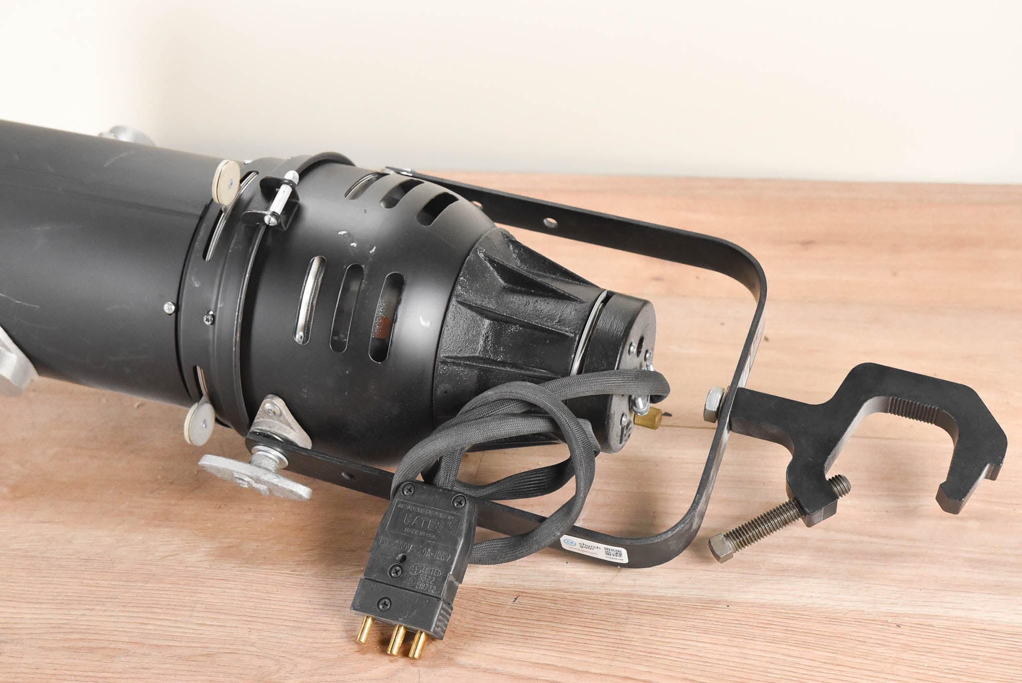 L&E AQ61 Ellipsoidal Light (Unknown Lens Degree)
