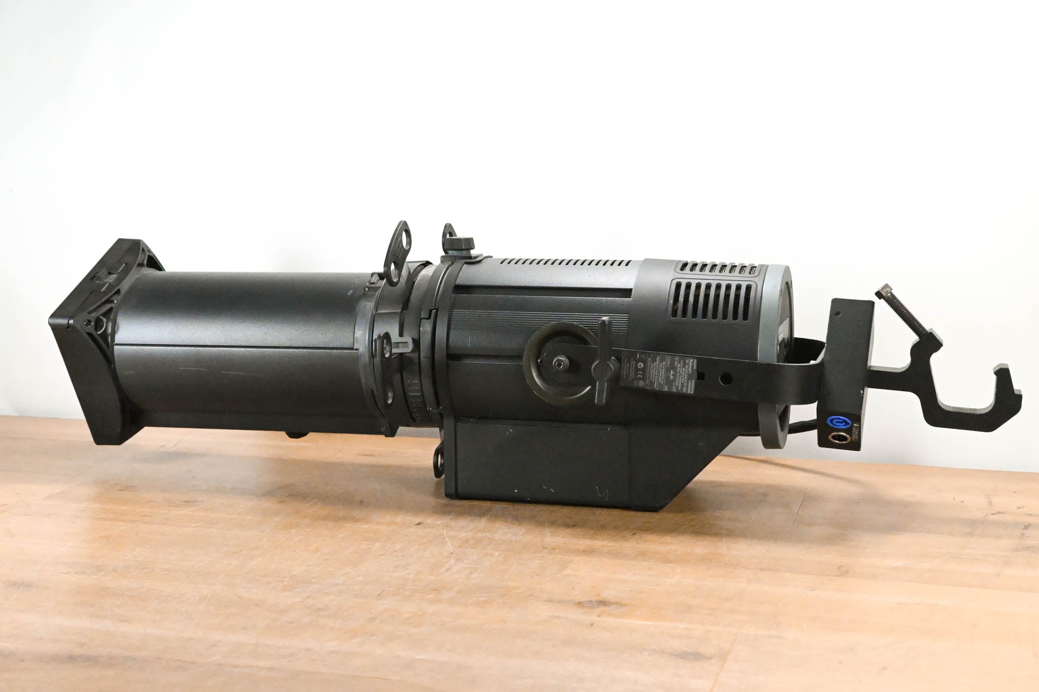 Philips Selecon PLPROFILE4 LED Luminaire w/ SPX 15-35 Degree Zoom Tube