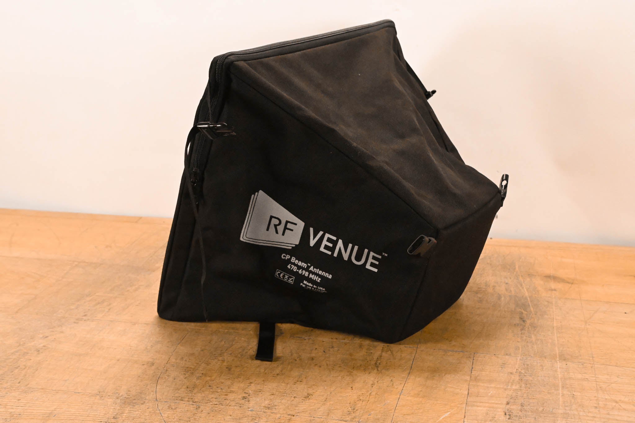 RF Venue CP Beam Helical Antenna 470-698 MHz