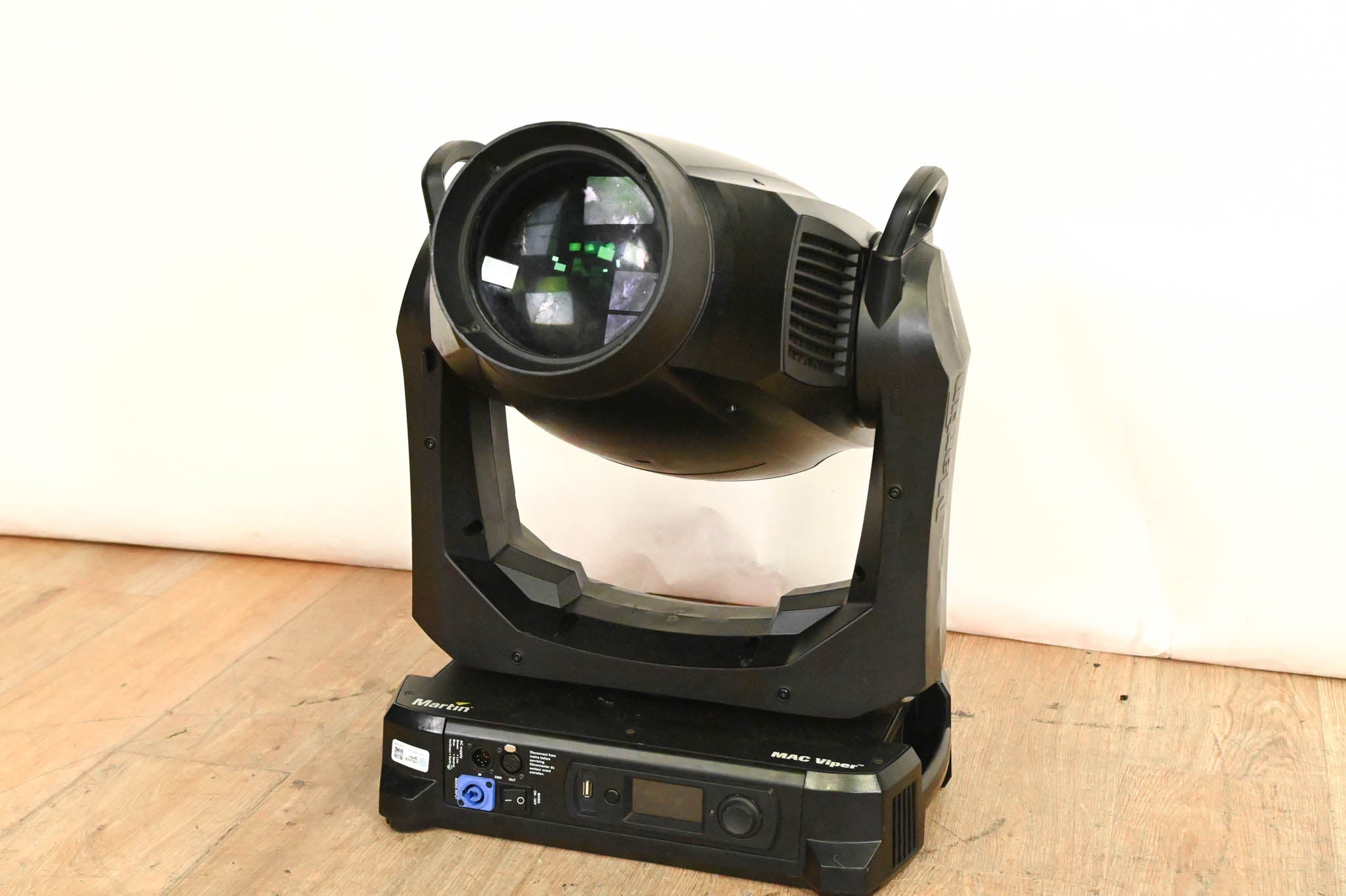 Martin MAC Viper Profile High Output Discharge-Based Moving Light