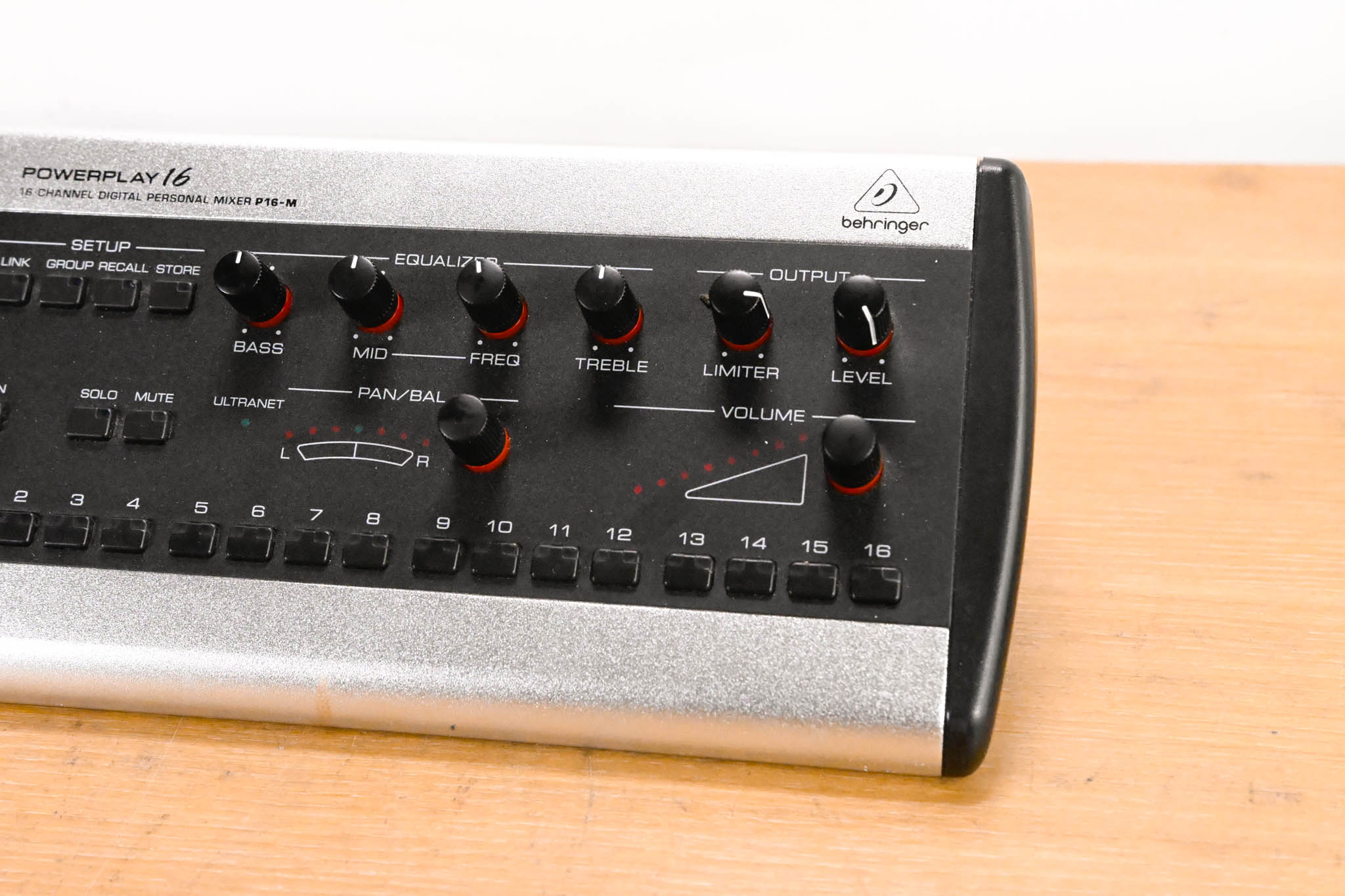 Behringer Powerplay P16-M 16-Channel Digital Personal Mixer