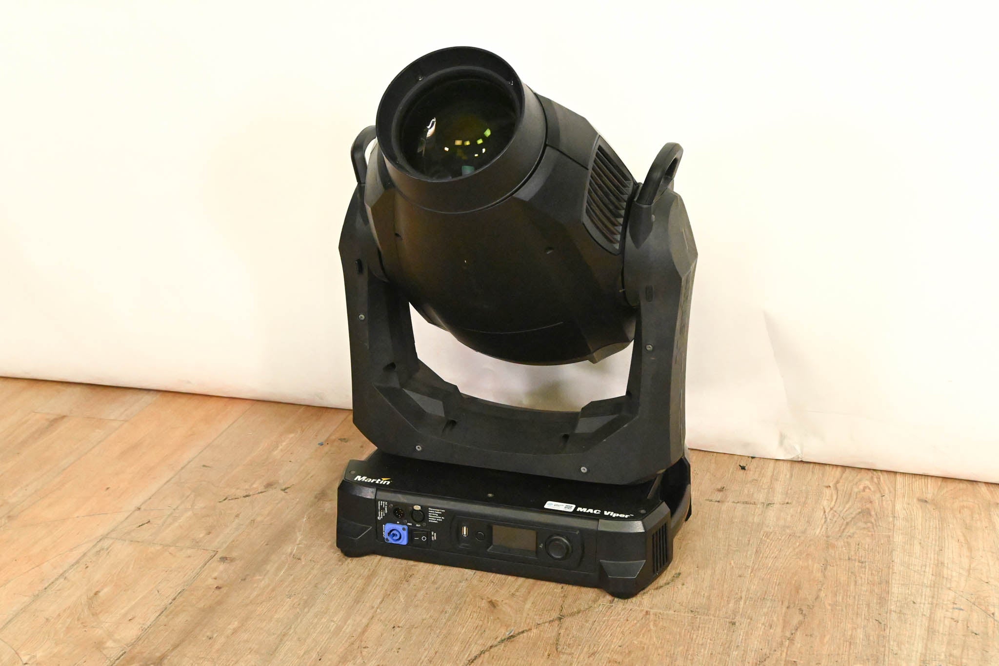 Martin MAC Viper Profile High Output Discharge-Based Moving Light