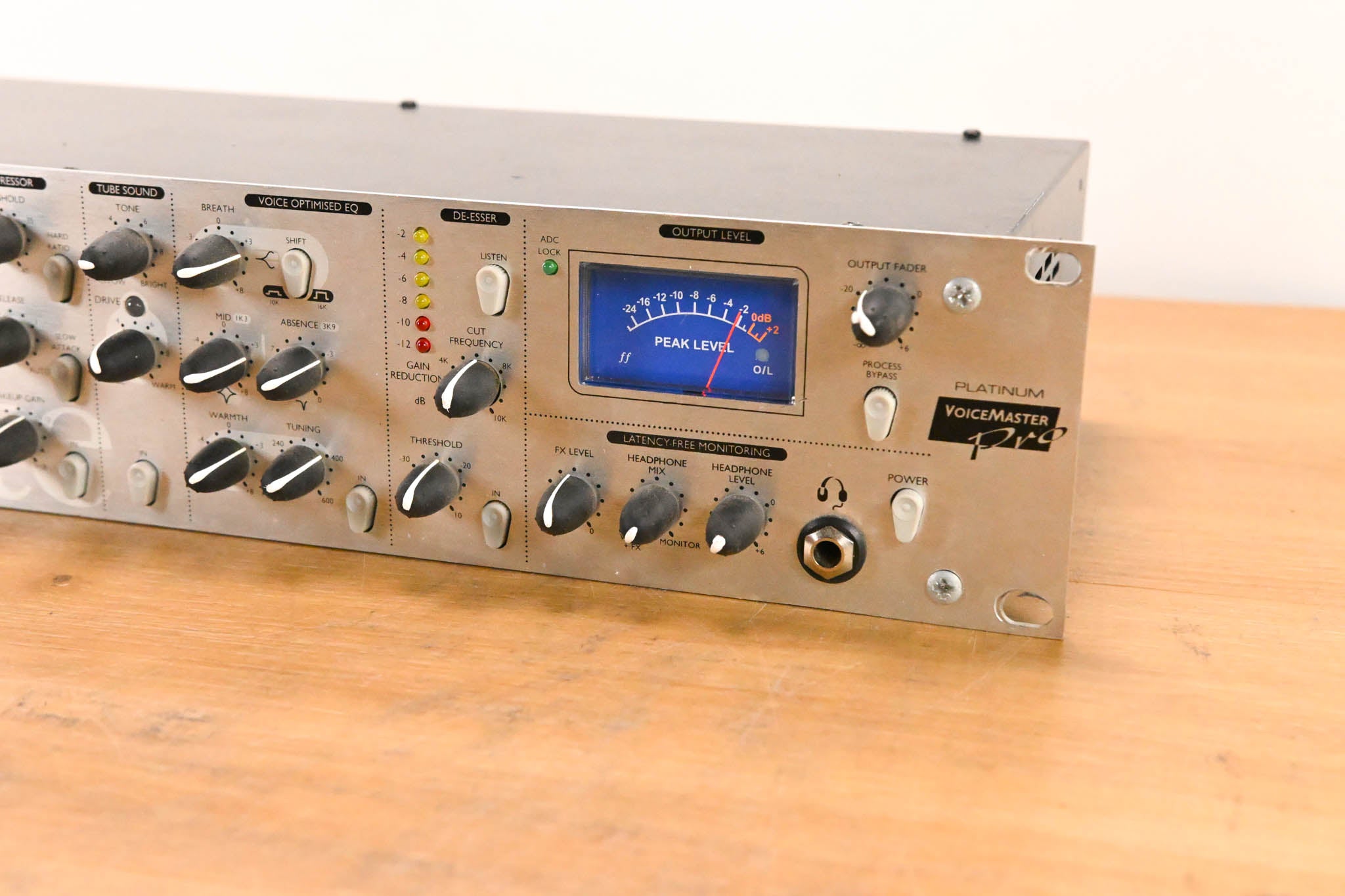 Focusrite Platinum VoiceMaster Pro One-Channel Mic Preamp