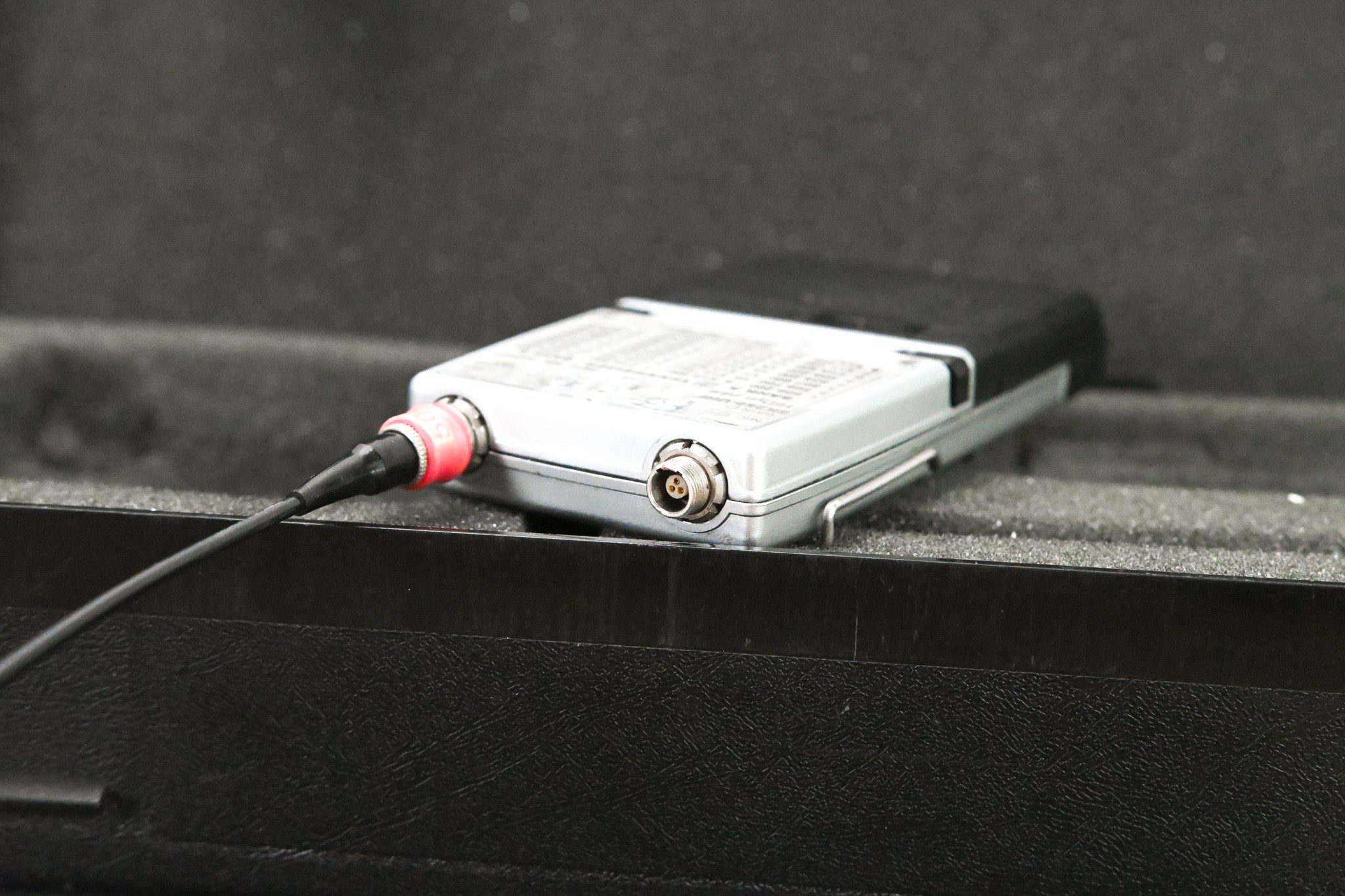 Sennheiser EM 3032-U Mikroport Receiver w/ SK250 Bodypacks 506-530 MHz