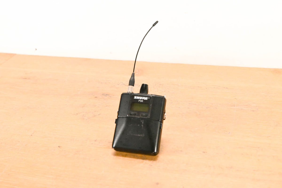 Shure PSM 900 Wireless IEM System L6 Band: 656-692 MHz (NO POWER SUPPLY)