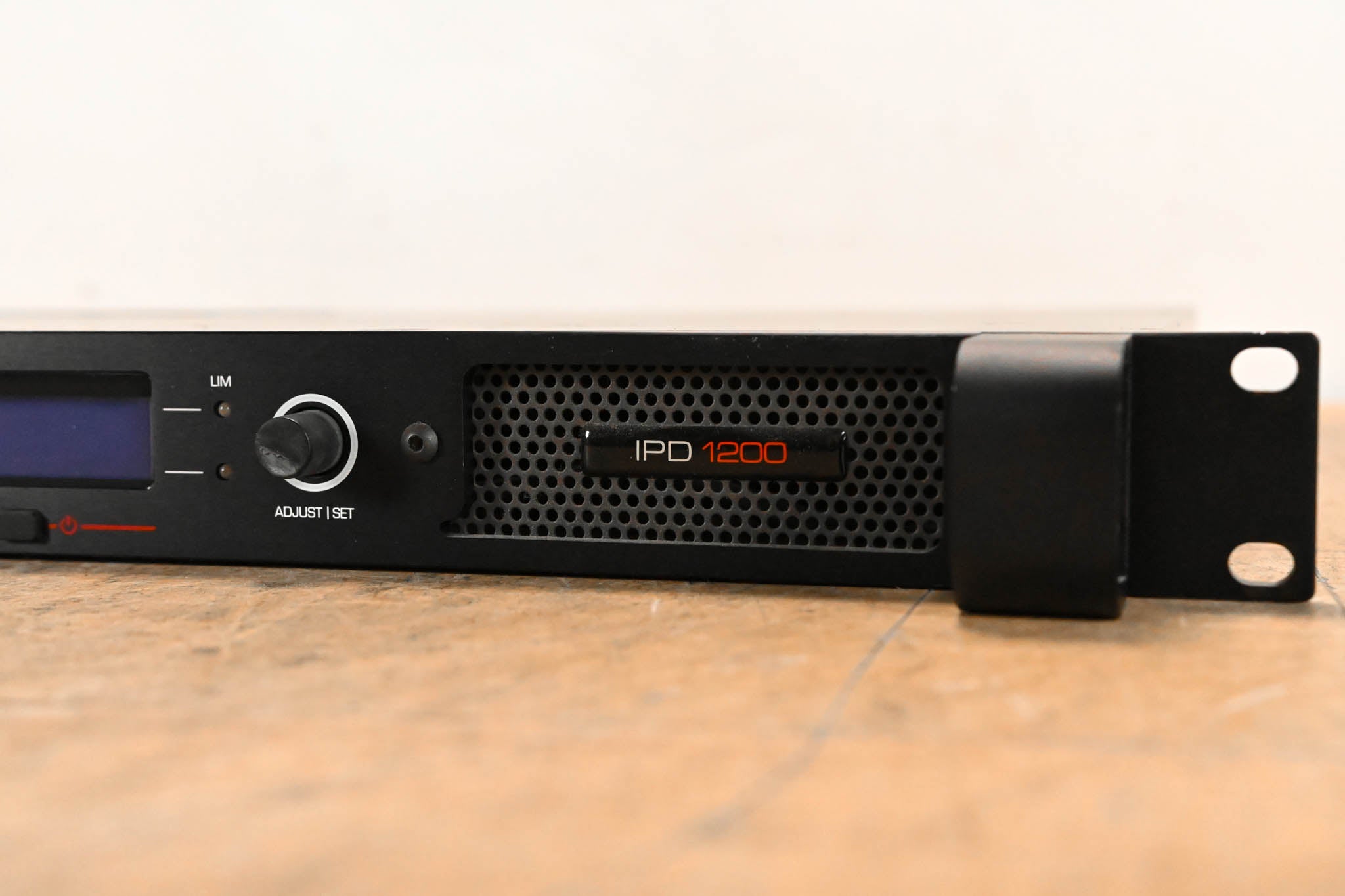 Lab Gruppen IPD 1200 1200W 2-Channel DSP-Controlled Power Amplifier