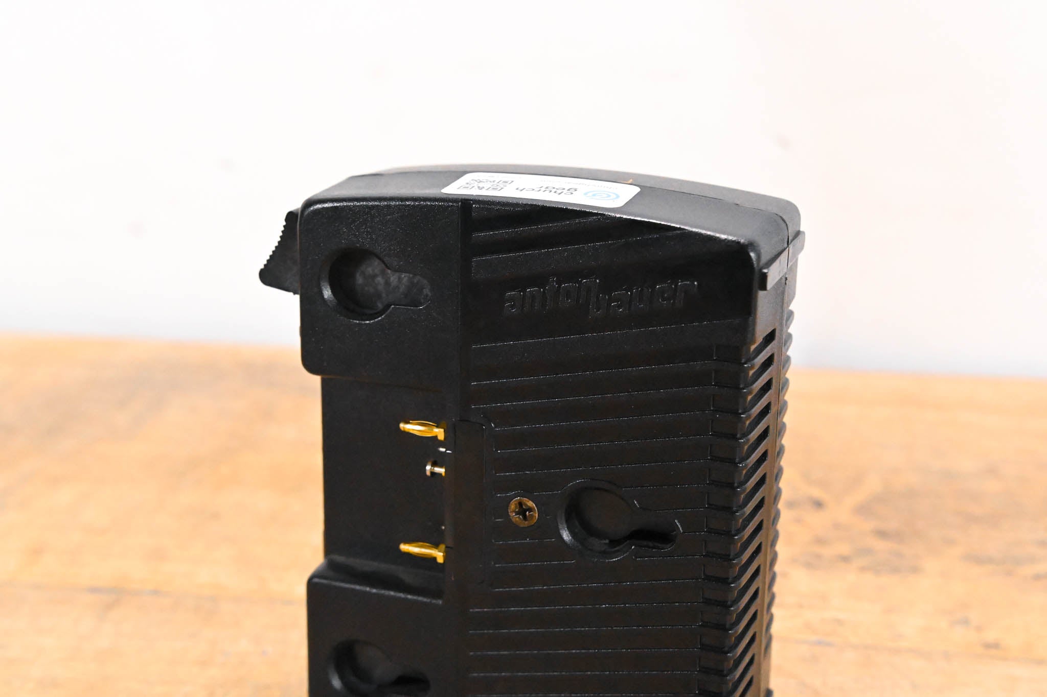 Anton Bauer Tandem-70 On-Camera AC Power/Charger