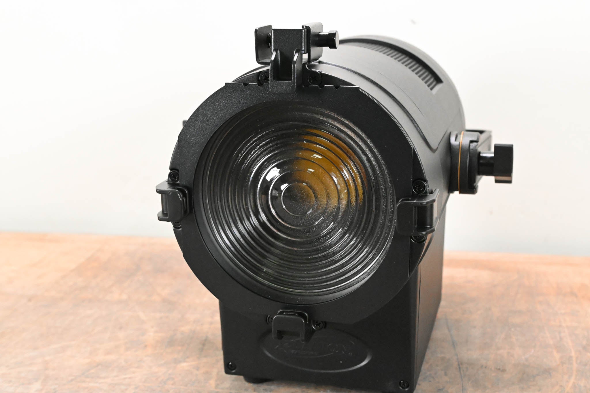 Elation KL Fresnel 6 CW 150W Cool White LED 6" Fresnel with Zoom