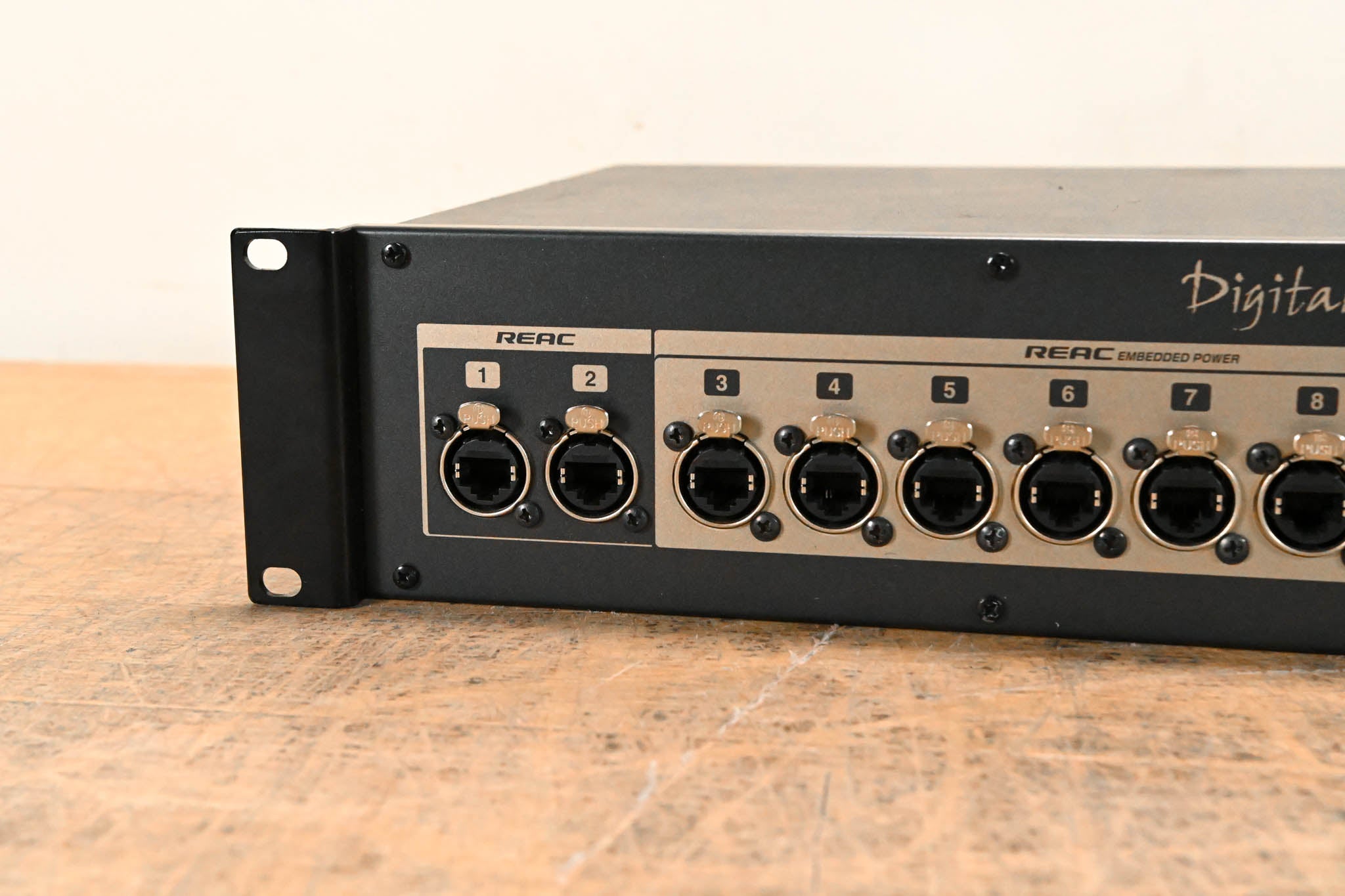 Roland S-4000D Splitter and Power Distributor for M-48 Personal Mixers