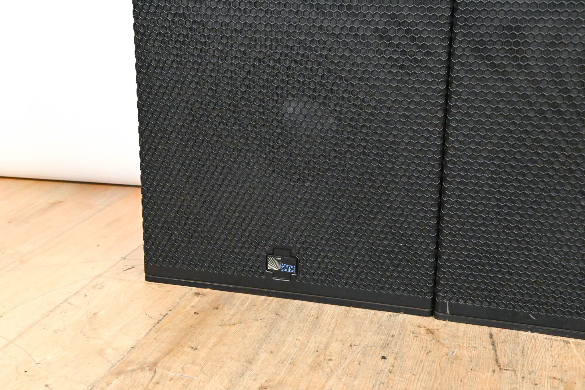 Meyer Sound UPQ-2P Active Narrow Coverage Loudspeaker (PAIR)