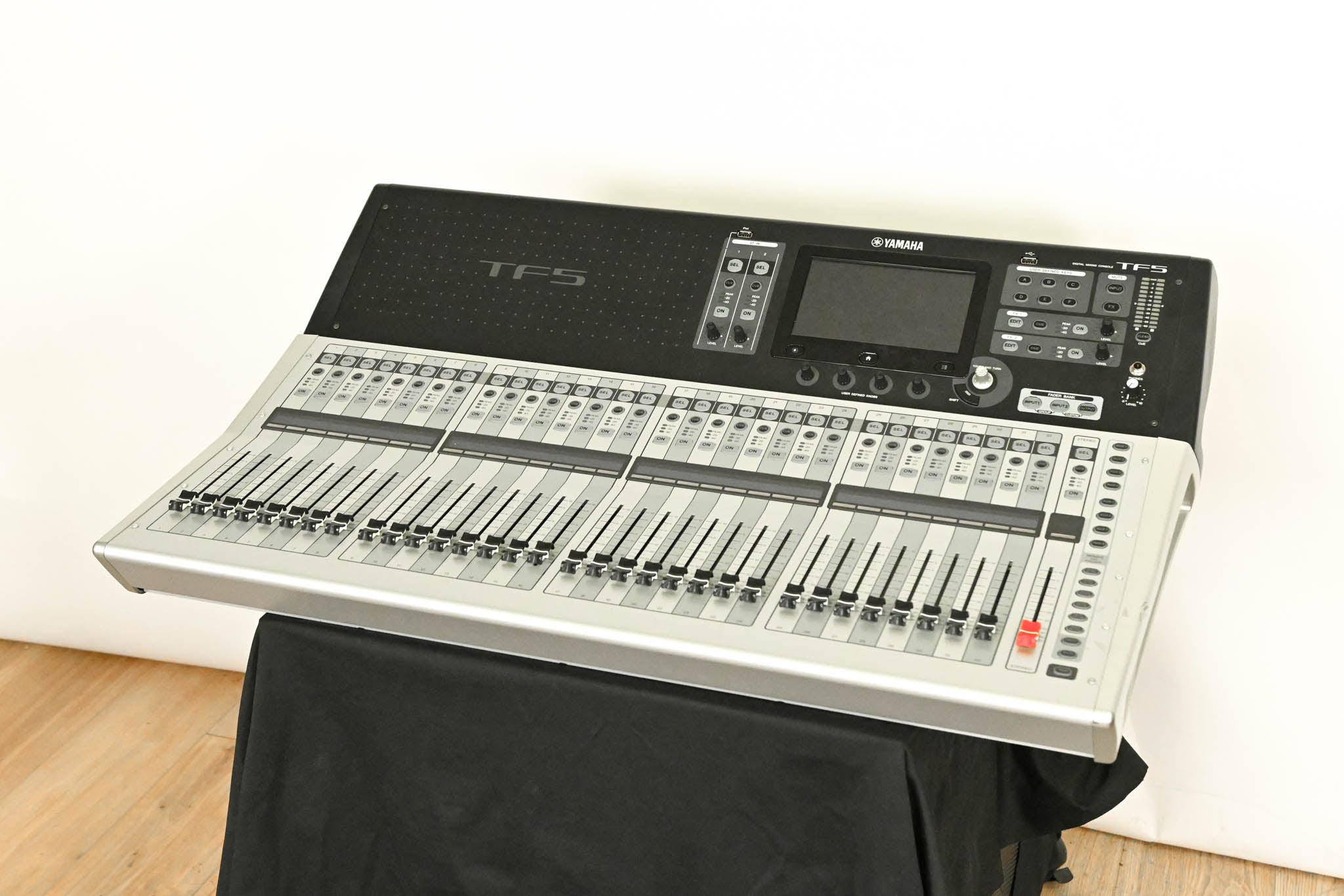 Yamaha TF5 32-Input Digital Mixing Console