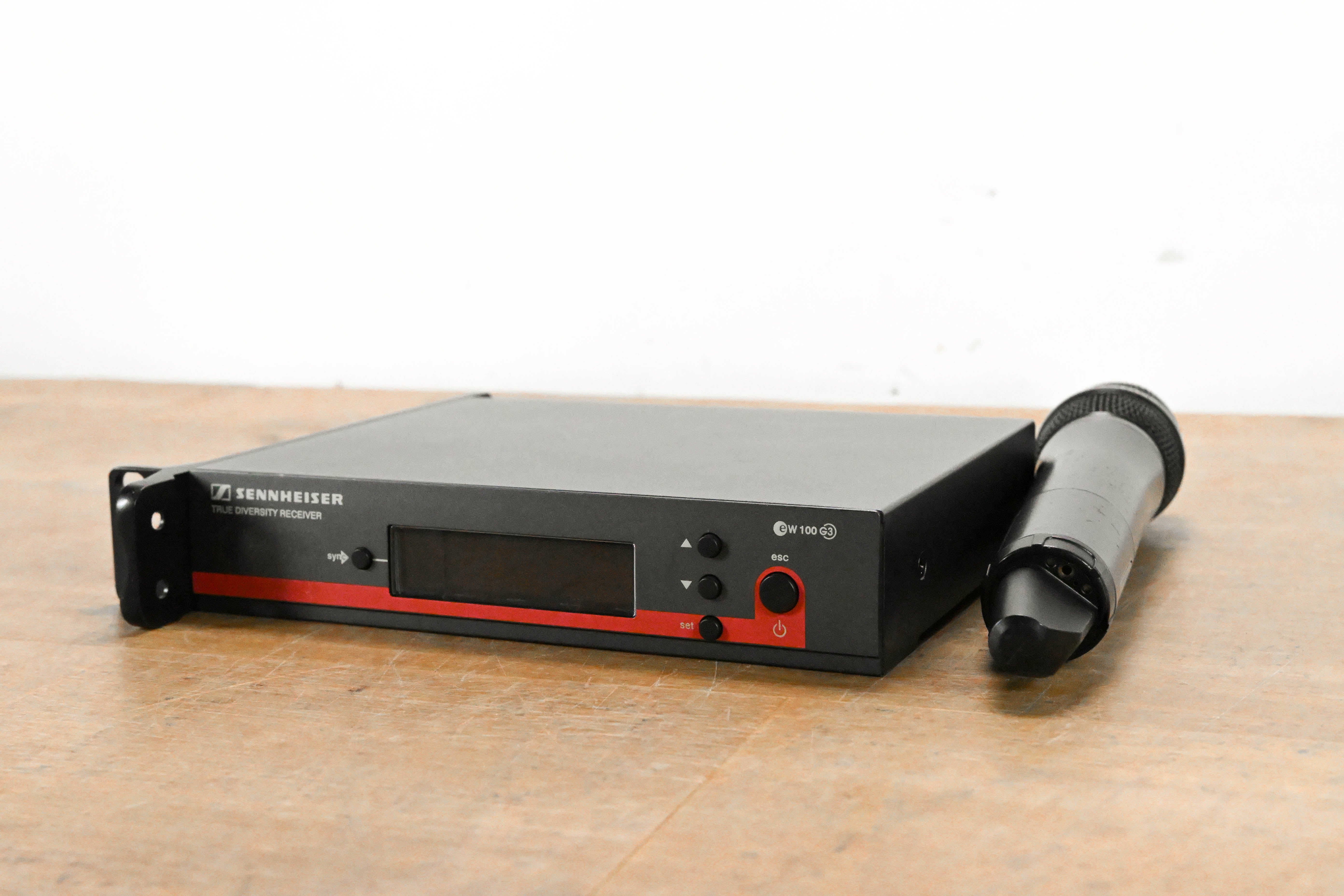 Sennheiser ew 100 G3 Handheld Wireless System A Range - NO POWER SUPPLY