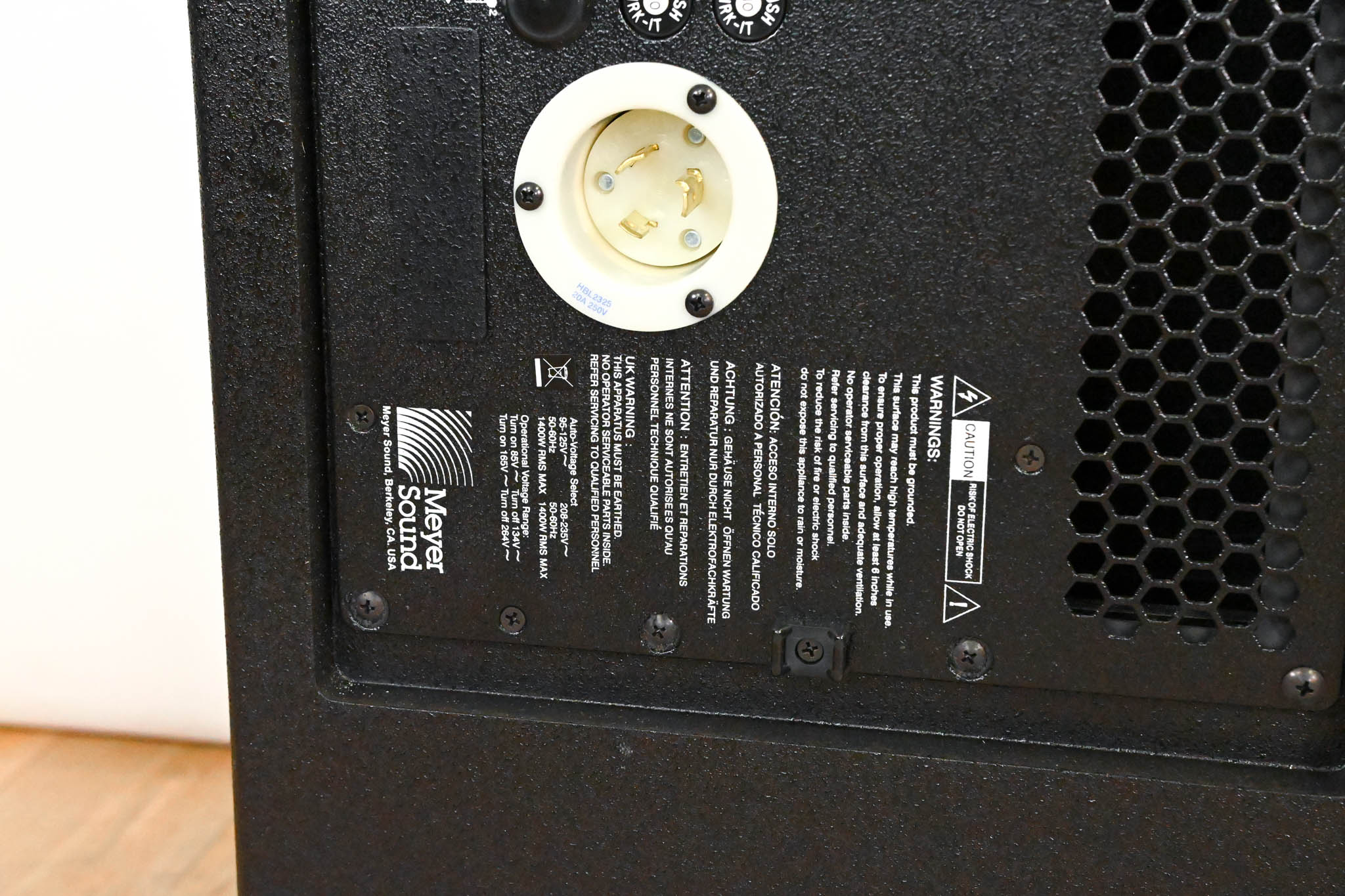 Meyer Sound 600-HP Compact High-Power Subwoofer