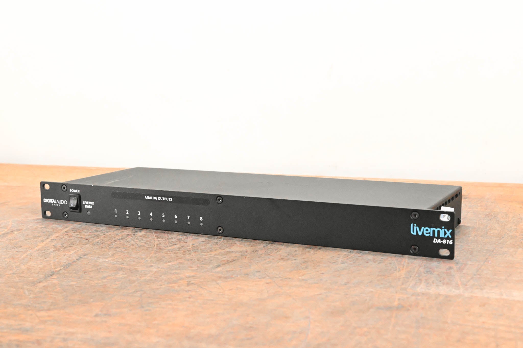 Digital Audio Labs Livemix DA-816 8-Channel Analog Output Unit