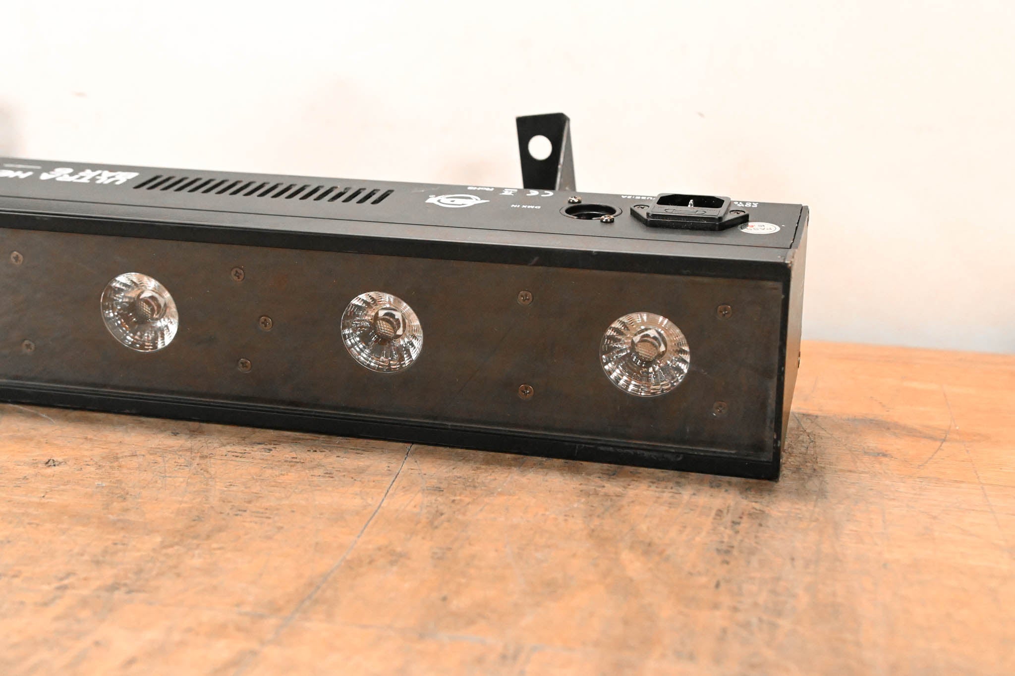 ADJ Ultra Hex Bar 6 LED Linear Fixture