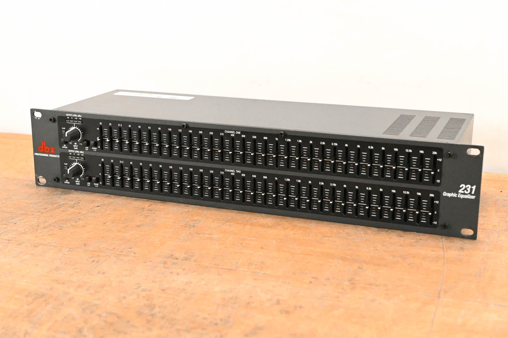 dbx 231 Dual-Channel 31-Band Graphic Equalizer