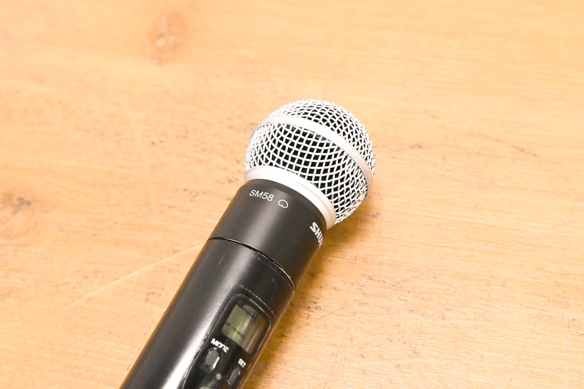 Shure ULXS24/58 Handheld Wireless System - J1 Band (NO POWER SUPPLY)