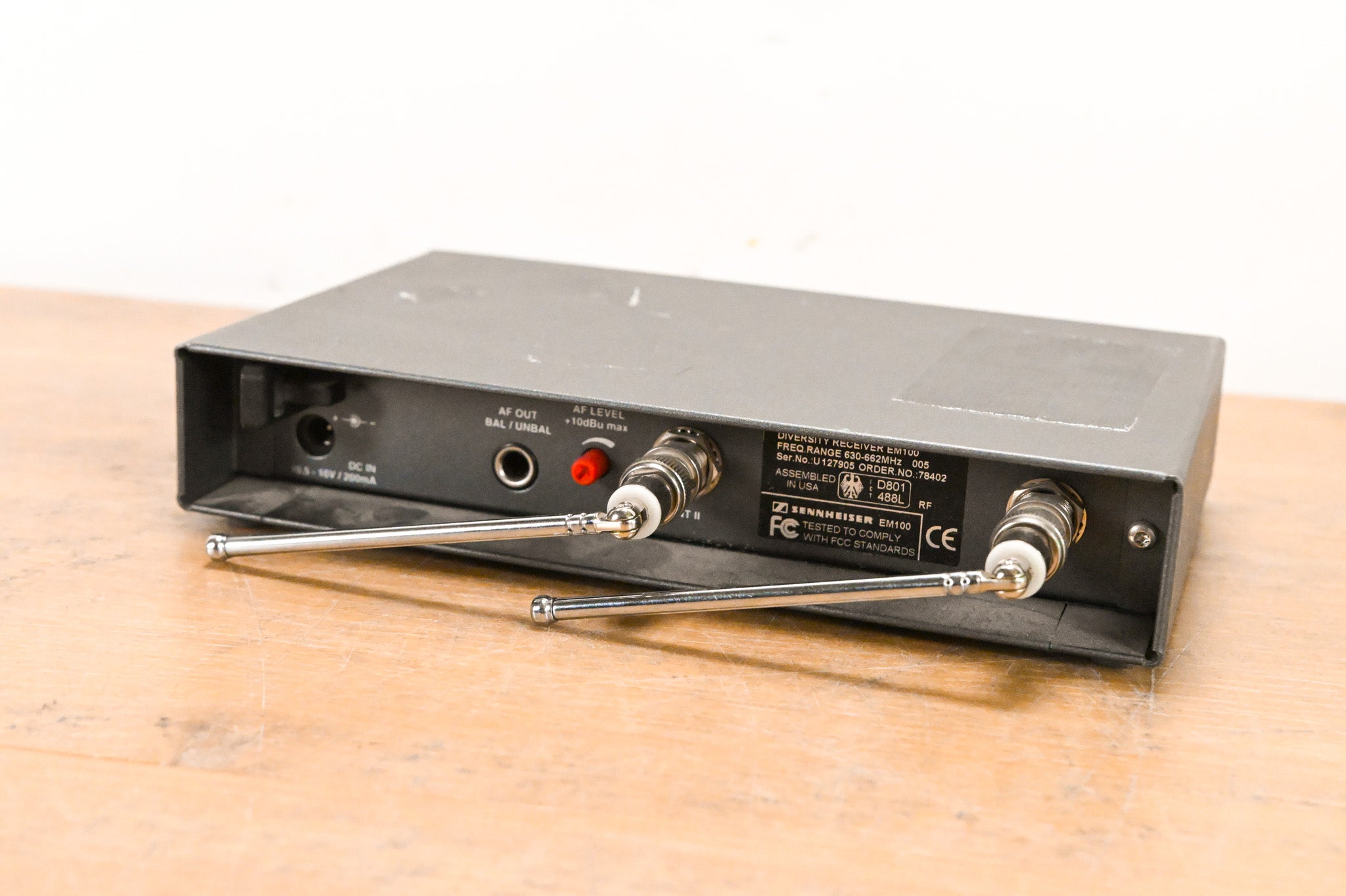 Sennheiser EM 100 Wireless Receiver - 630-662 MHz (NO POWER SUPPLY)