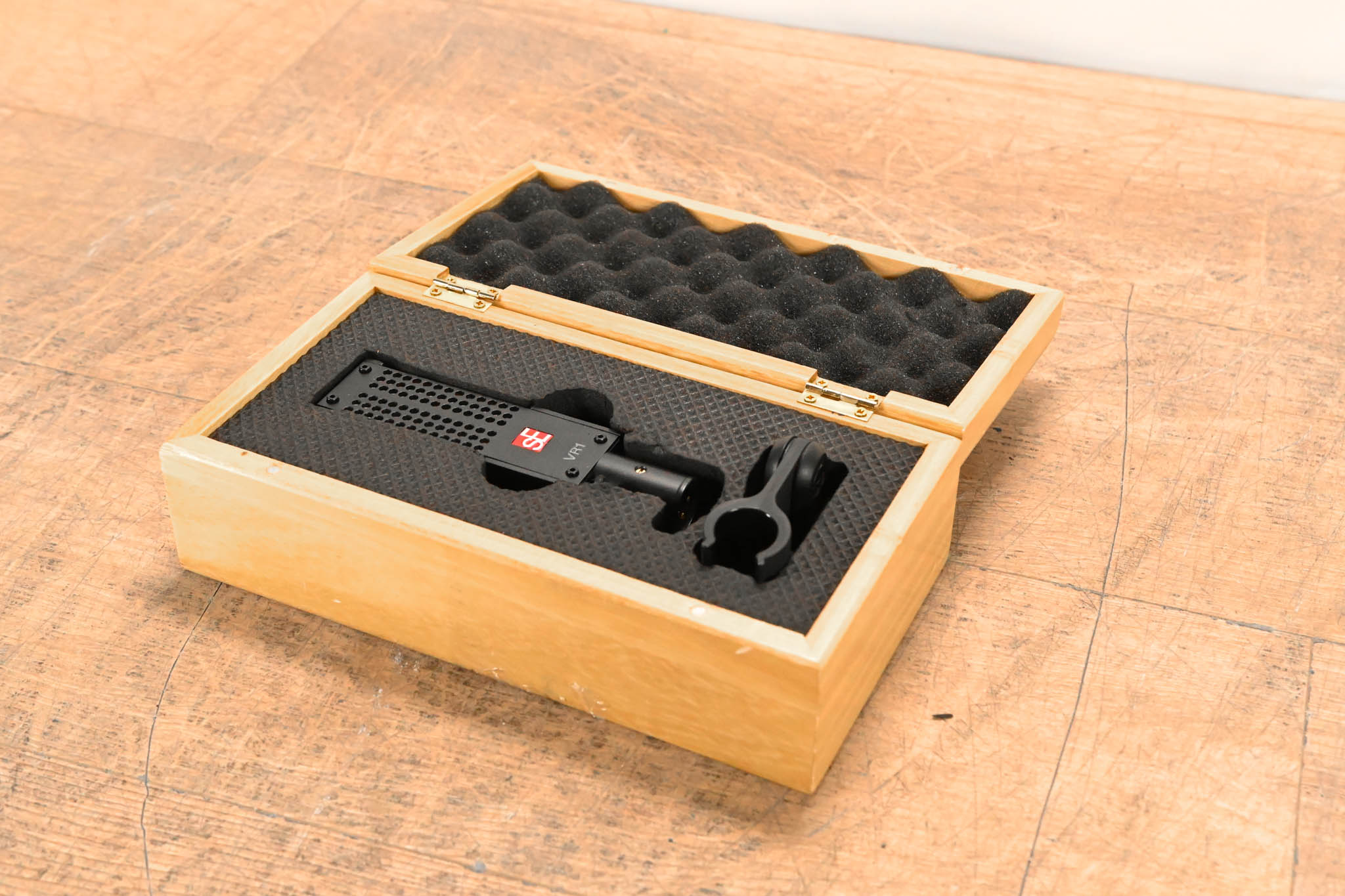 sE Electronics VR1 Passive Ribbon Microphone