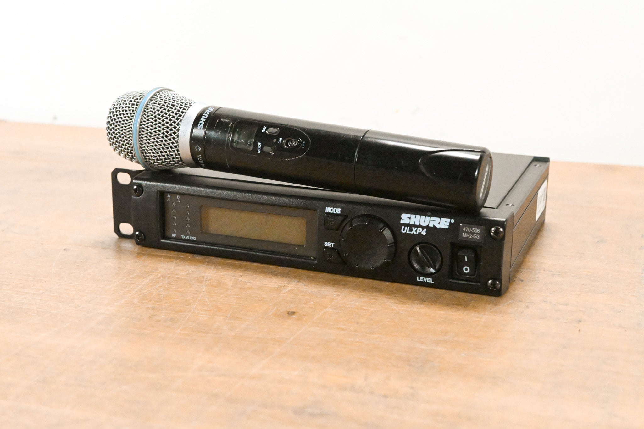 Shure ULXP24/BETA87A Handheld Wireless System - G3 Band NO POWER SUPPLY
