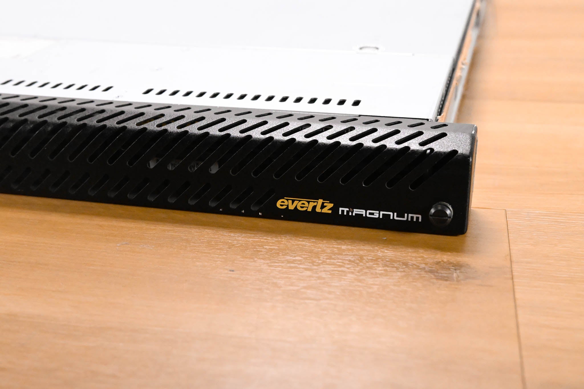 Evertz MAGNUM-HW 1RU Enterprise Class Server for MAGNUM Software Modules