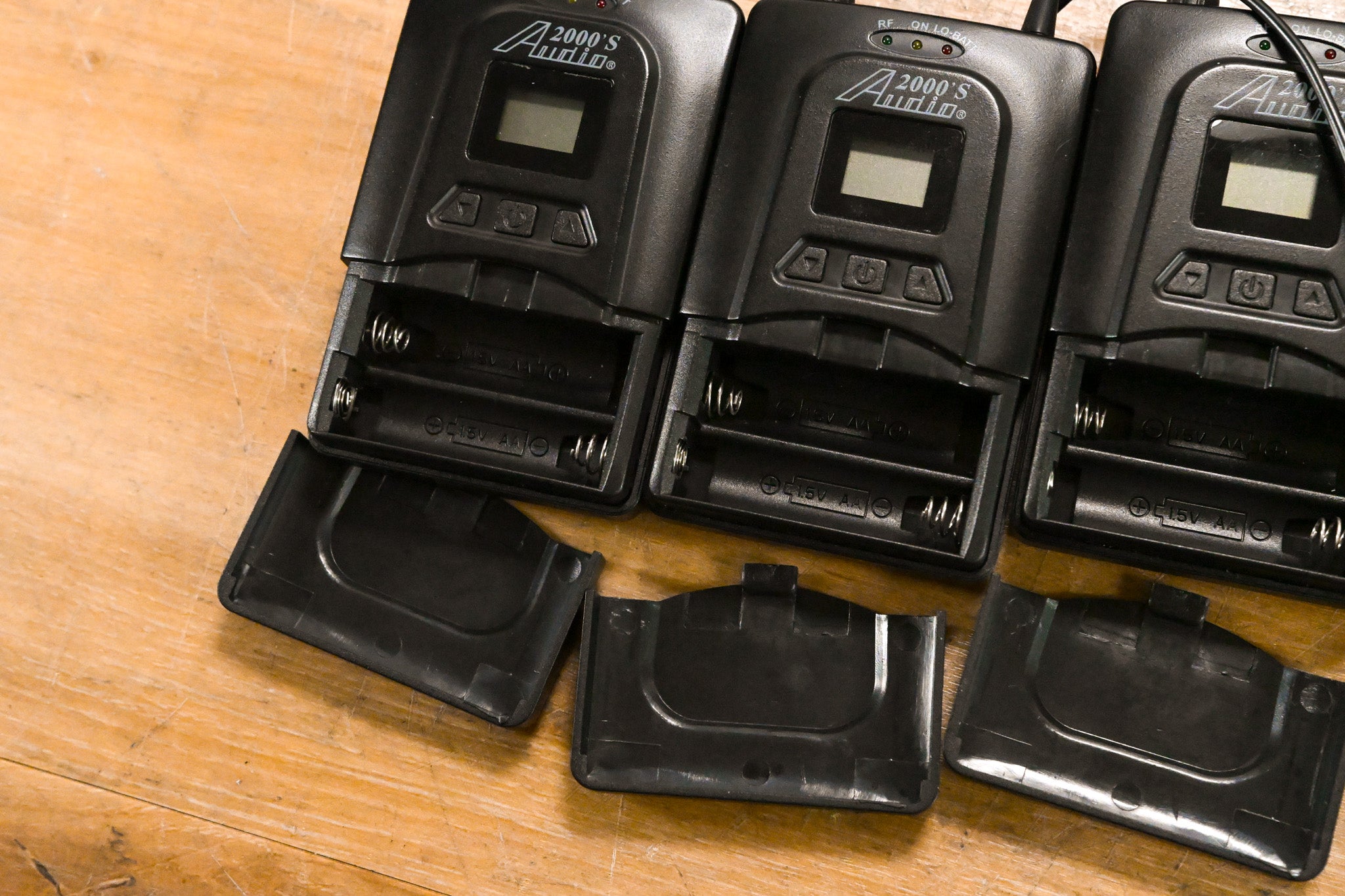 Audio2000's AWM630AU IEM System w/ four Bodypack Receivers: 573-597.8MHz