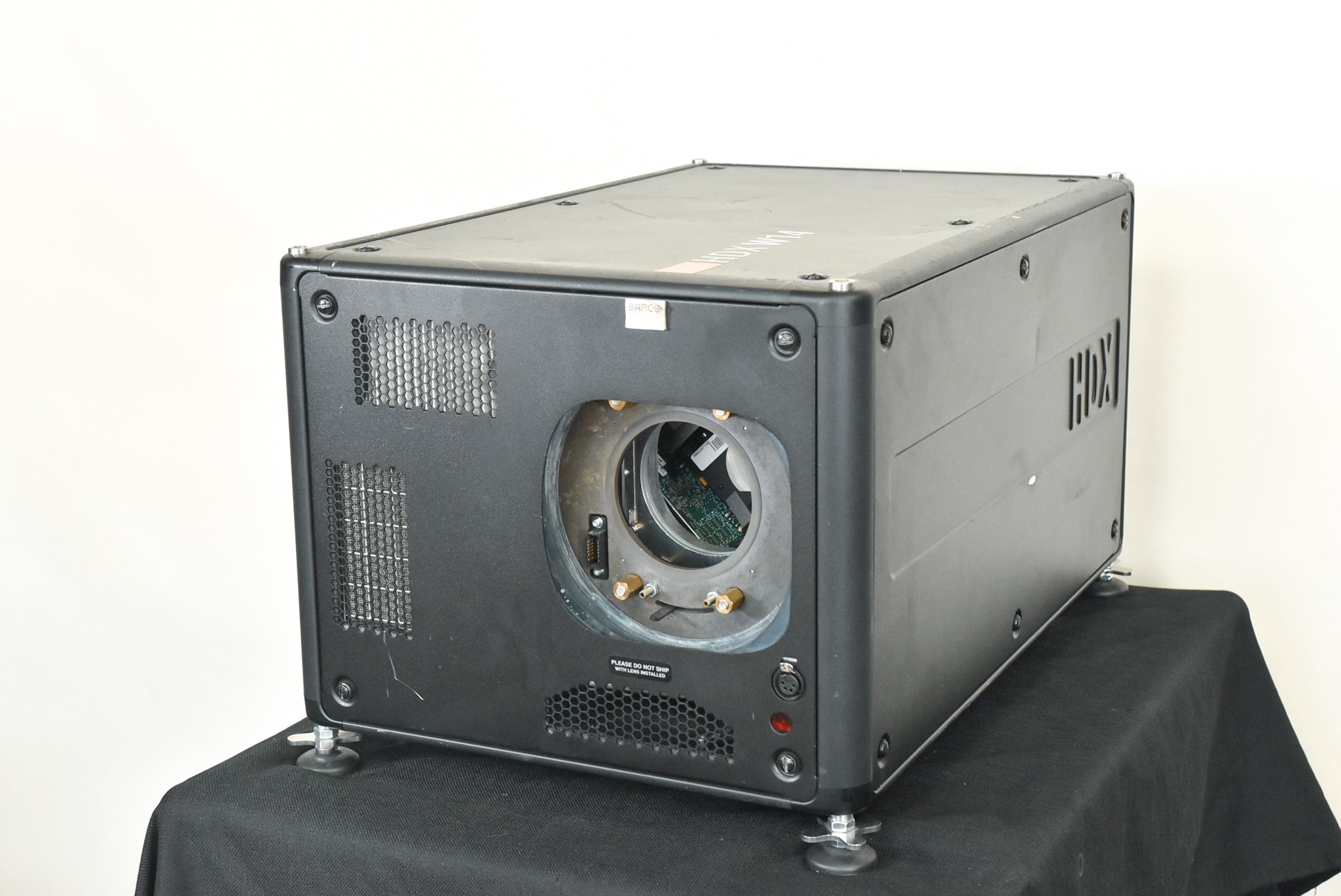 Barco HDX-W14 14,000-Lumen WUXGA 3-chip DLP Projector