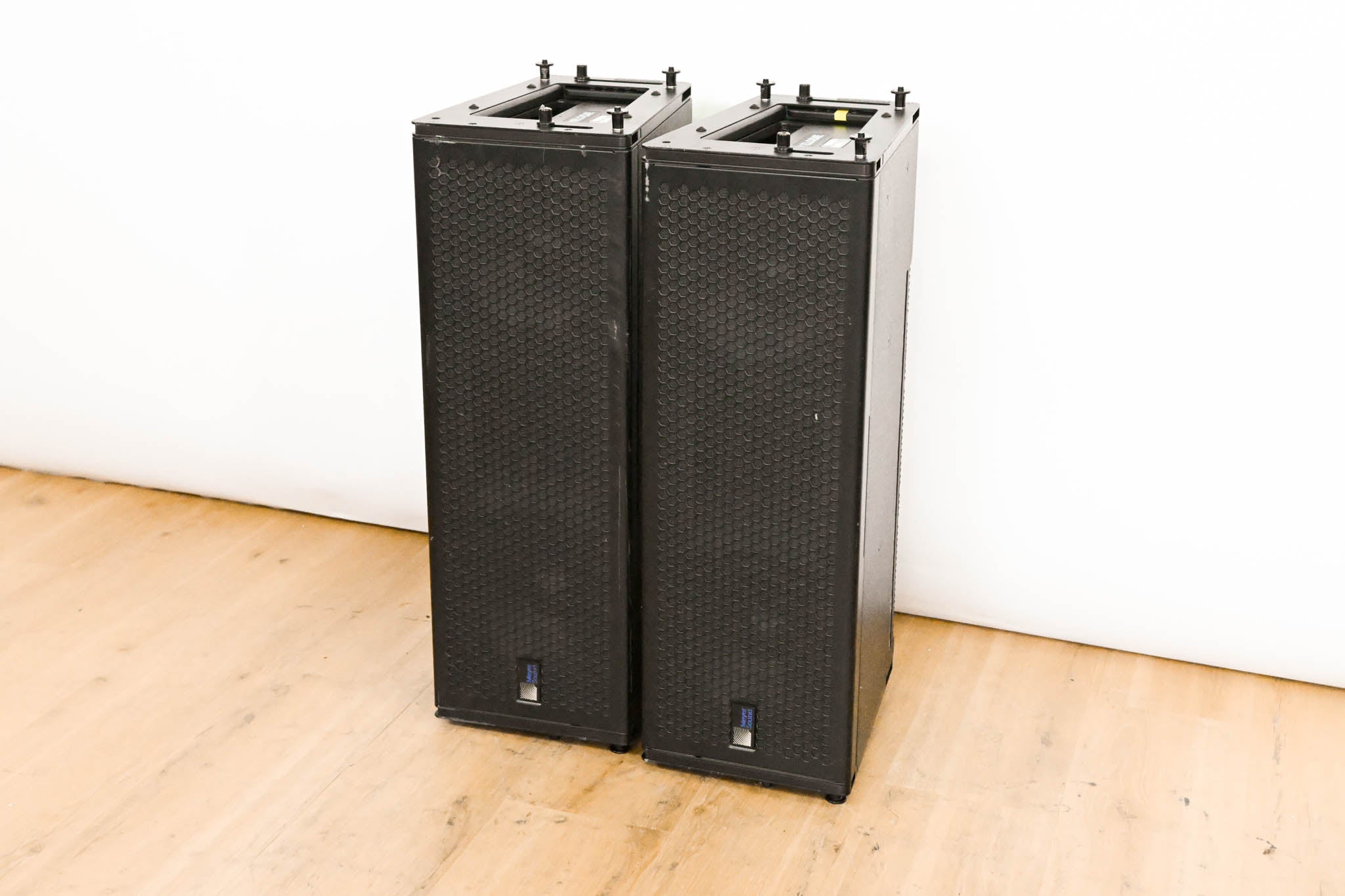 Meyer Sound M'elodie High-Power Curvilinear Array Loudspeaker (PAIR)