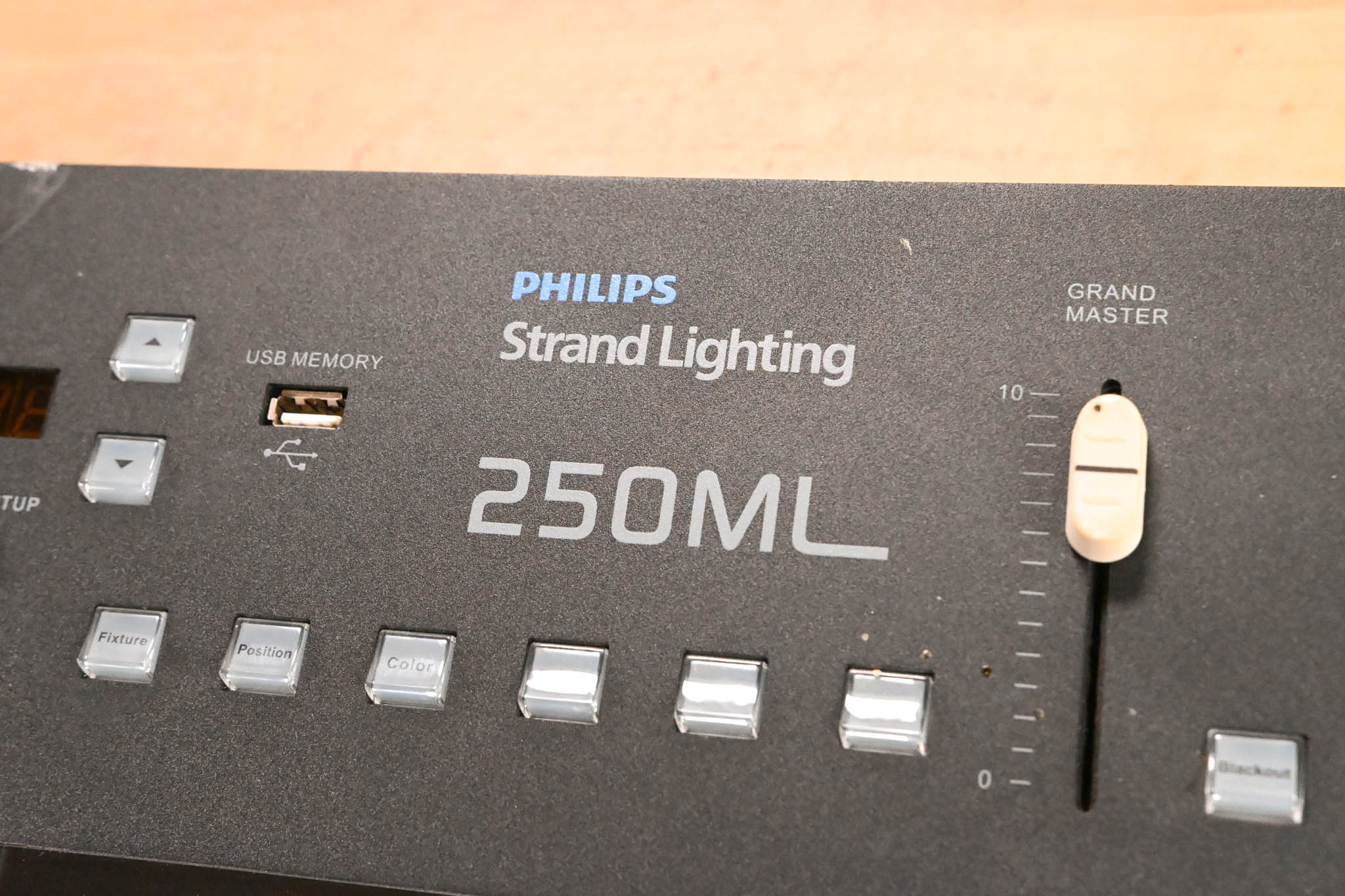 Philips Strand Lighting 250ML Lighting Control Console (NO POWER SUPPLY)