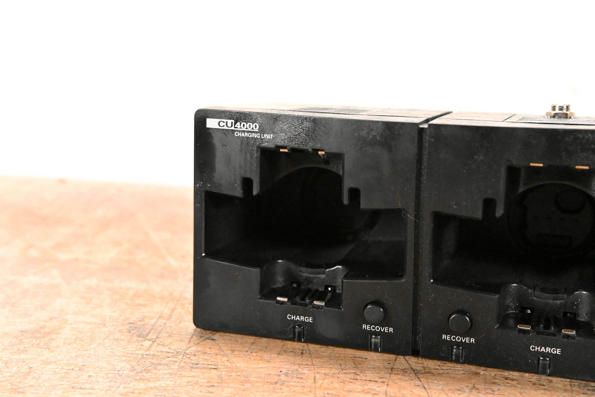 AKG CU4000 Charging Unit for HT4500 and PT4500 (NO POWER SUPPLY)