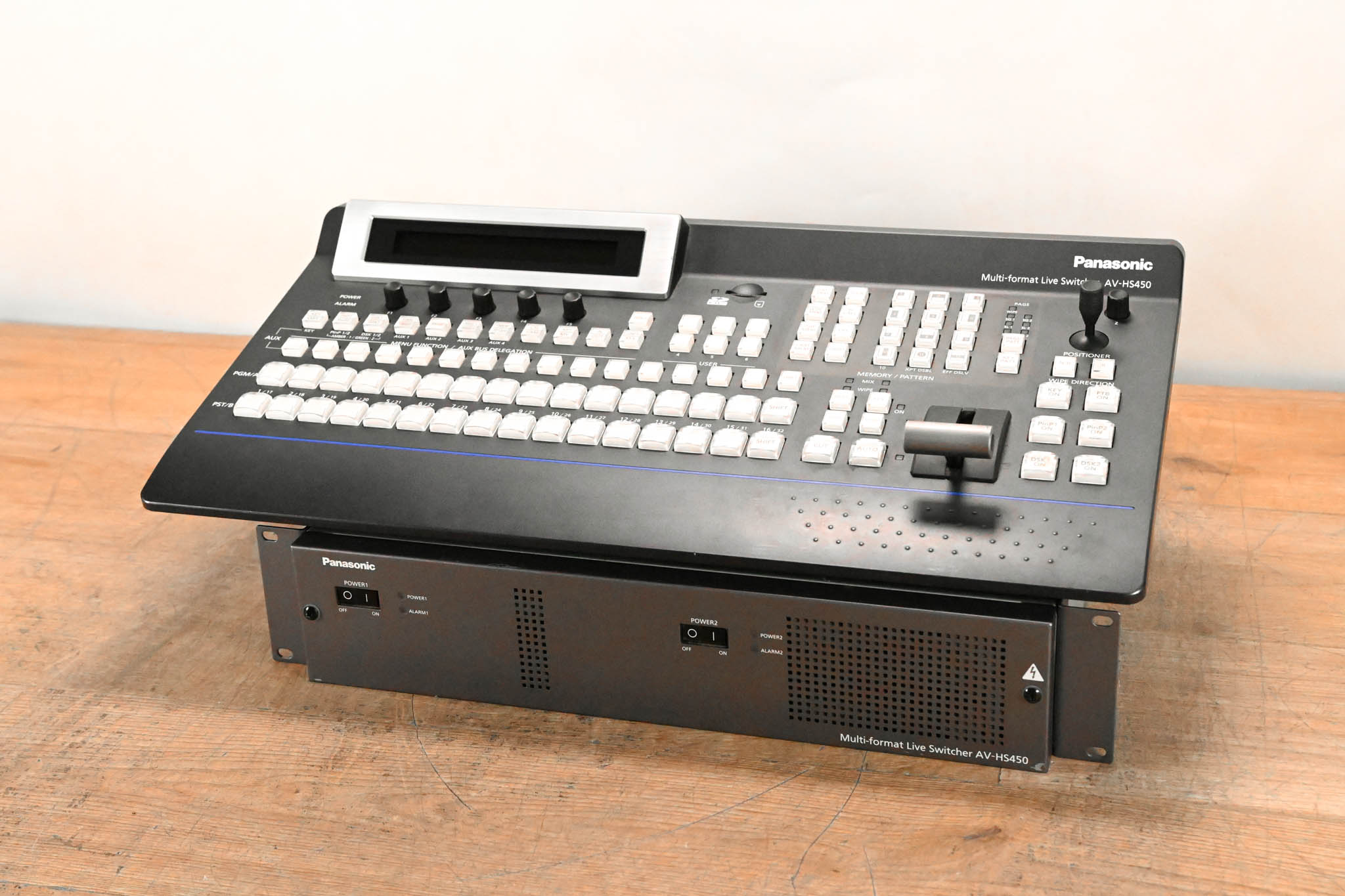 Panasonic AV-HS450 Multi-Format HD/SD 1 M/E Live Switcher