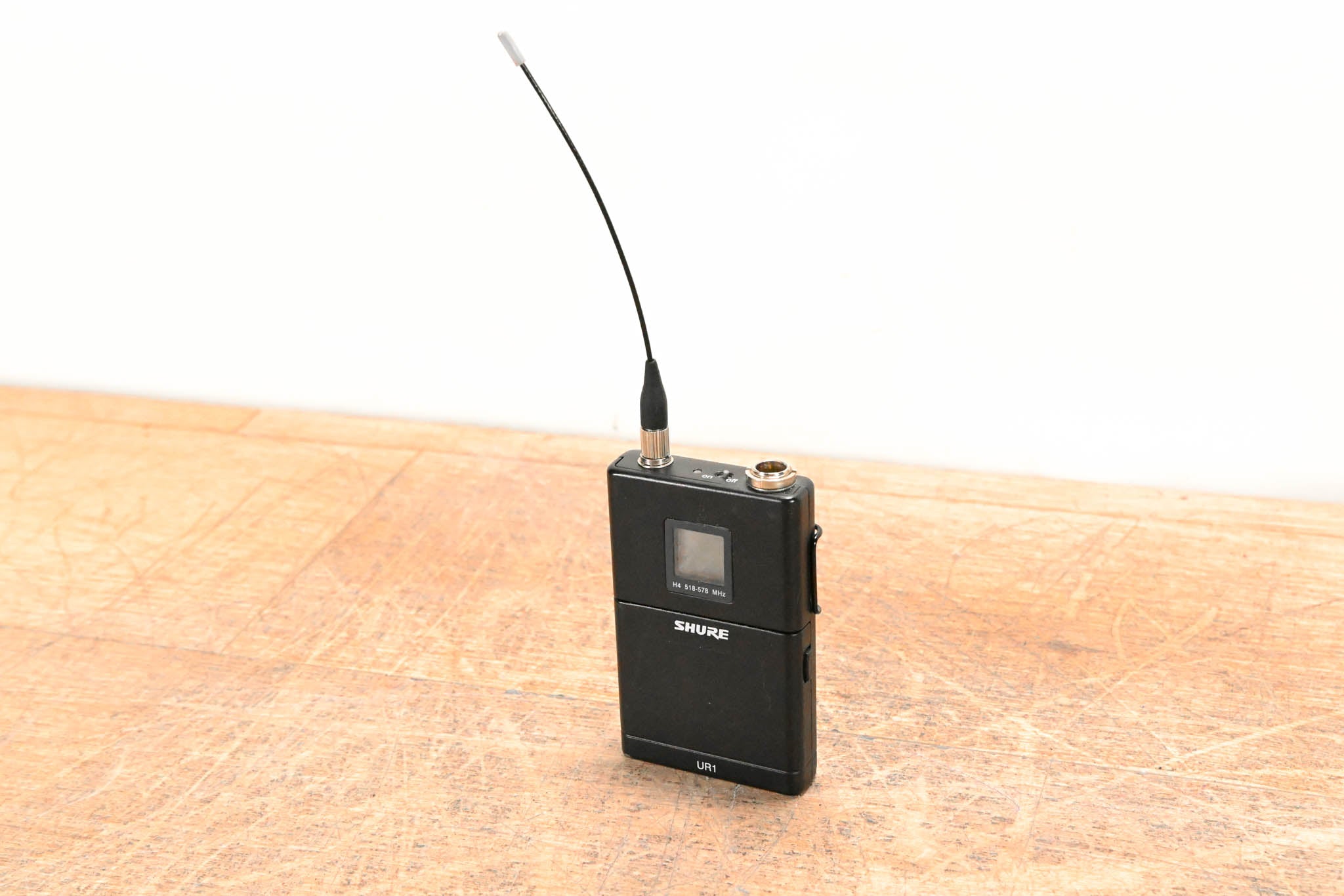 Shure UR1 Wireless Bodypack Transmitter - H4 Band: 518-578 MHz