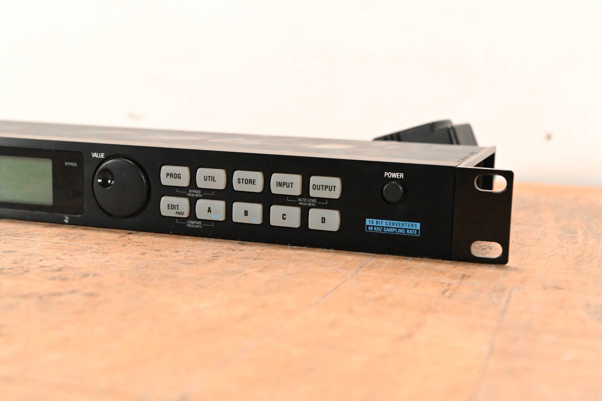 Alesis MidiVerb 4 Dual-Channel Parallel Multi-Effects Processor