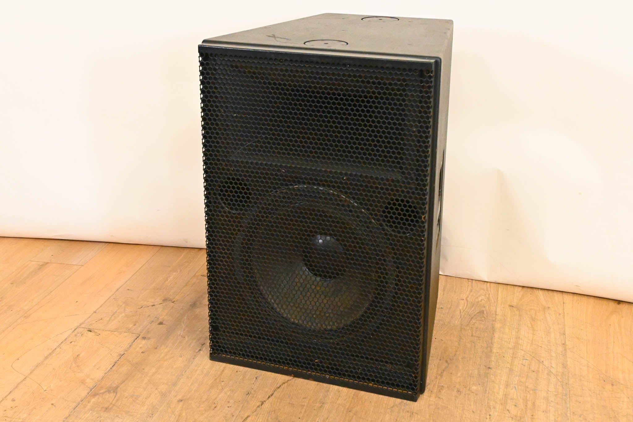 Meyer Sound MSL-2A Self-Powered Reinforcement Loudspeaker