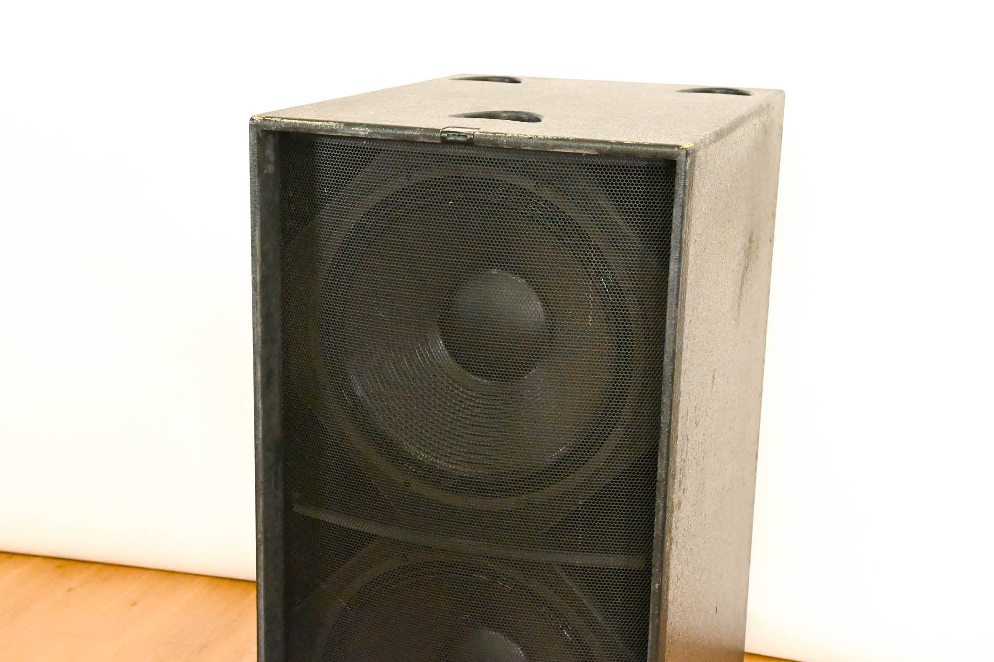 Martin Audio WS218X Dual 18" Passive Subwoofer Speaker System